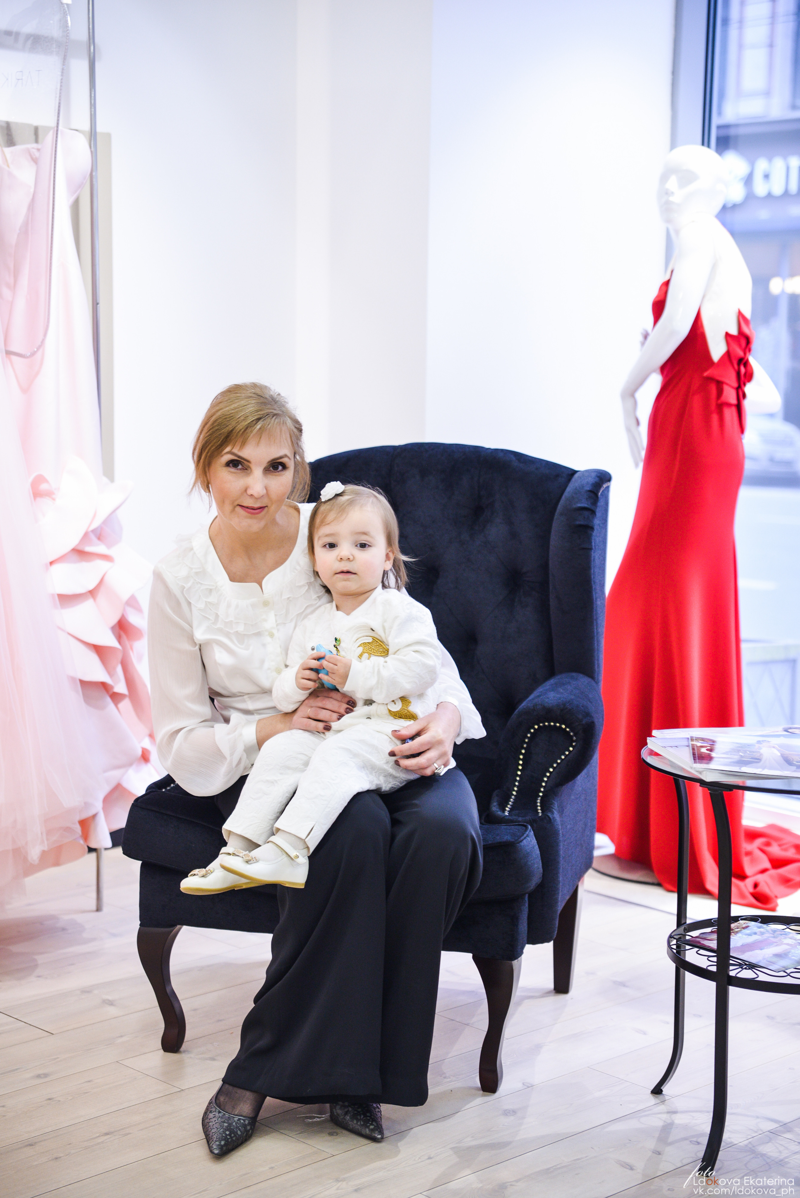 Открытие магазина TARIK EDIZ. Семейный фотограф в Санкт-Петербурге Льдокова Екатерина