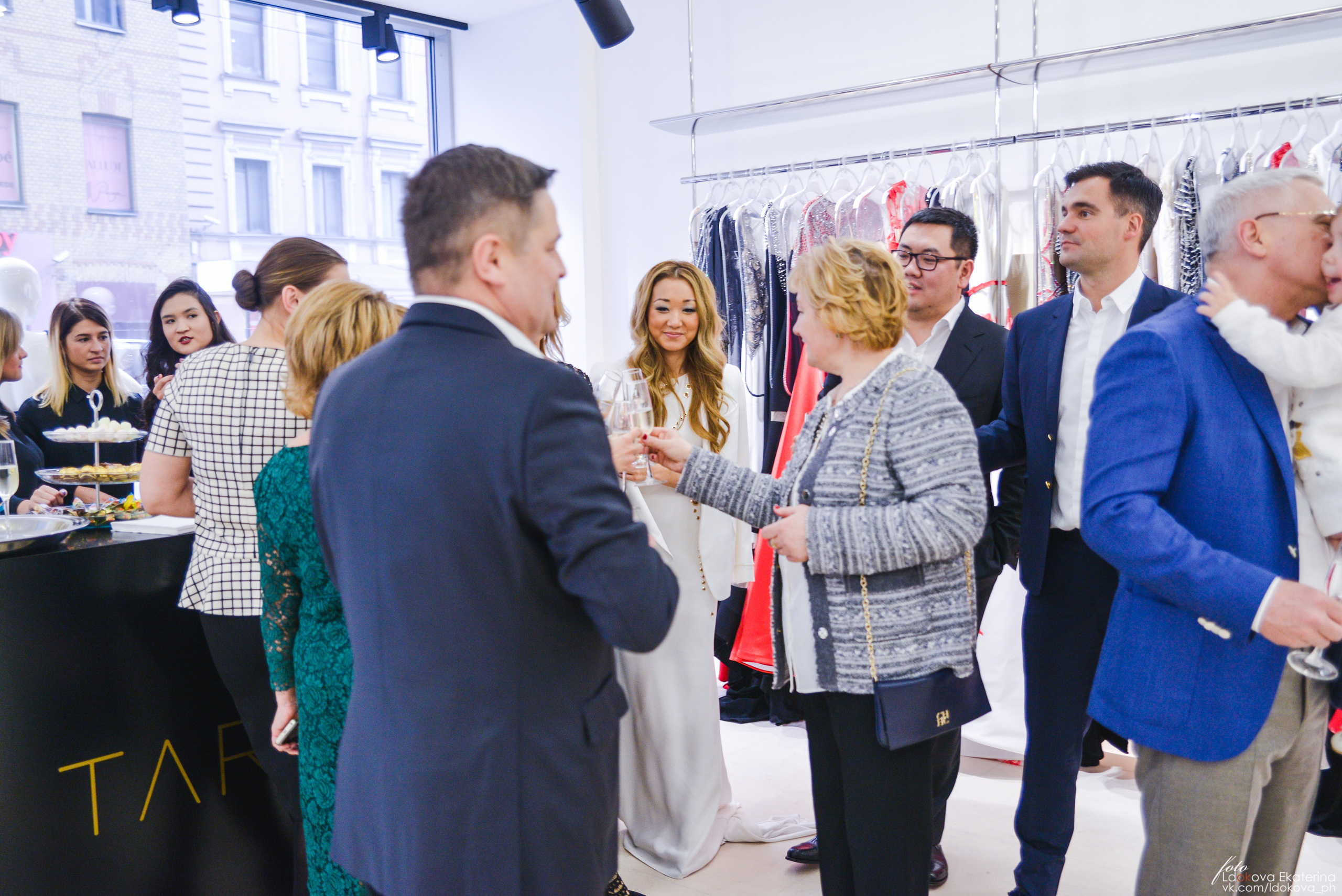 Открытие магазина TARIK EDIZ. Семейный фотограф в Санкт-Петербурге Льдокова Екатерина