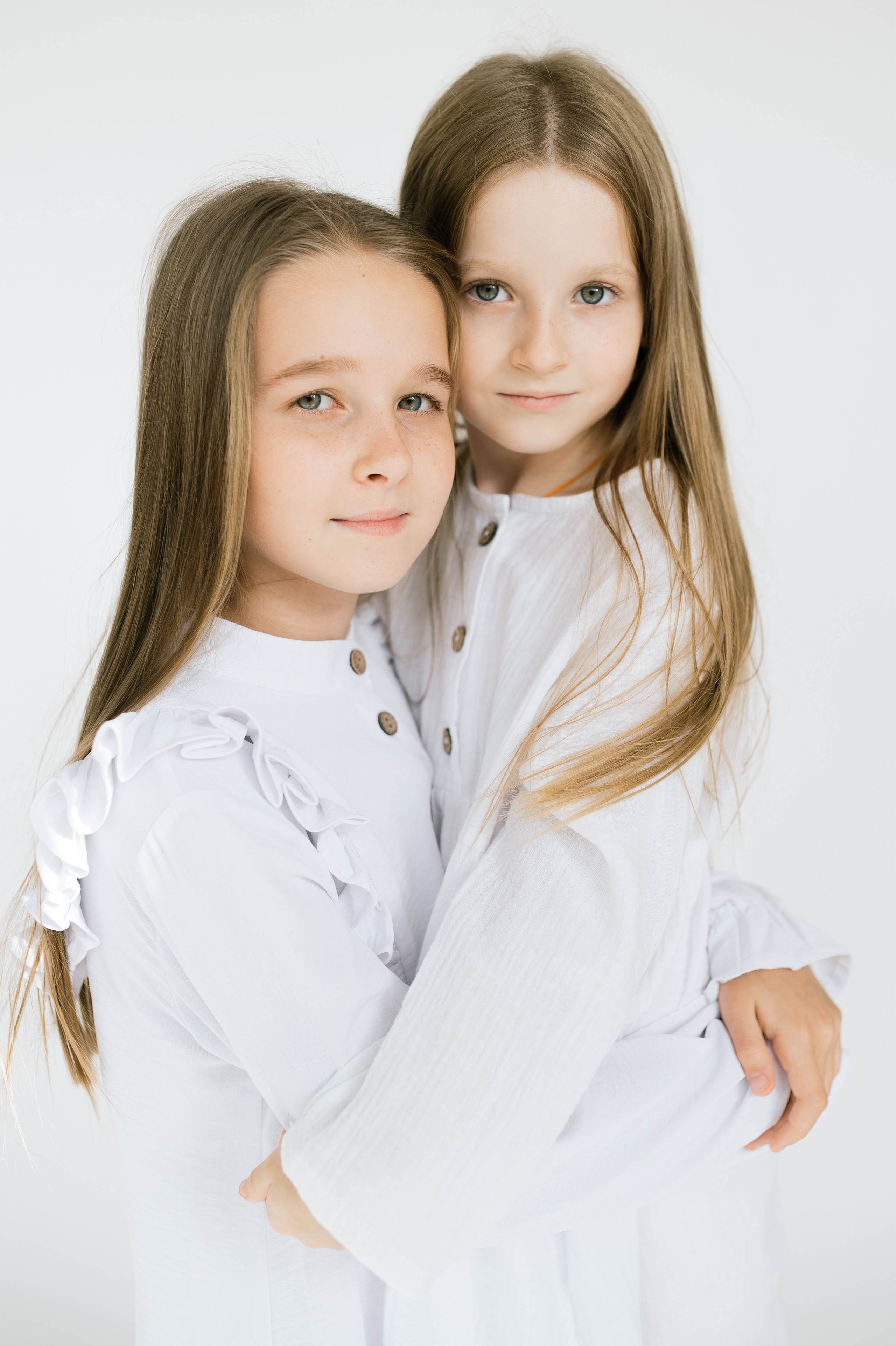 Даша и дочки. Свадьбы