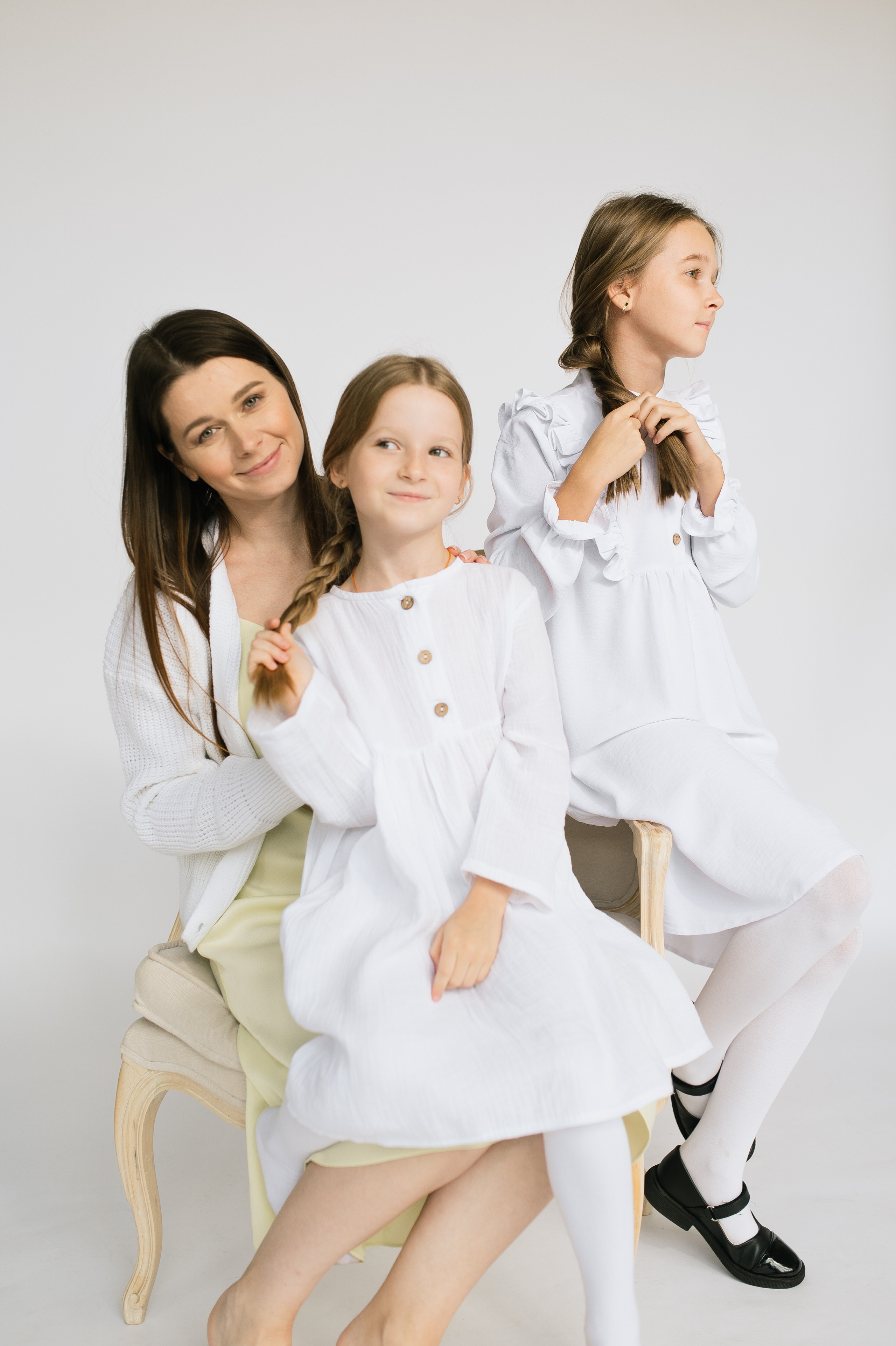 Даша и дочки. Свадьбы