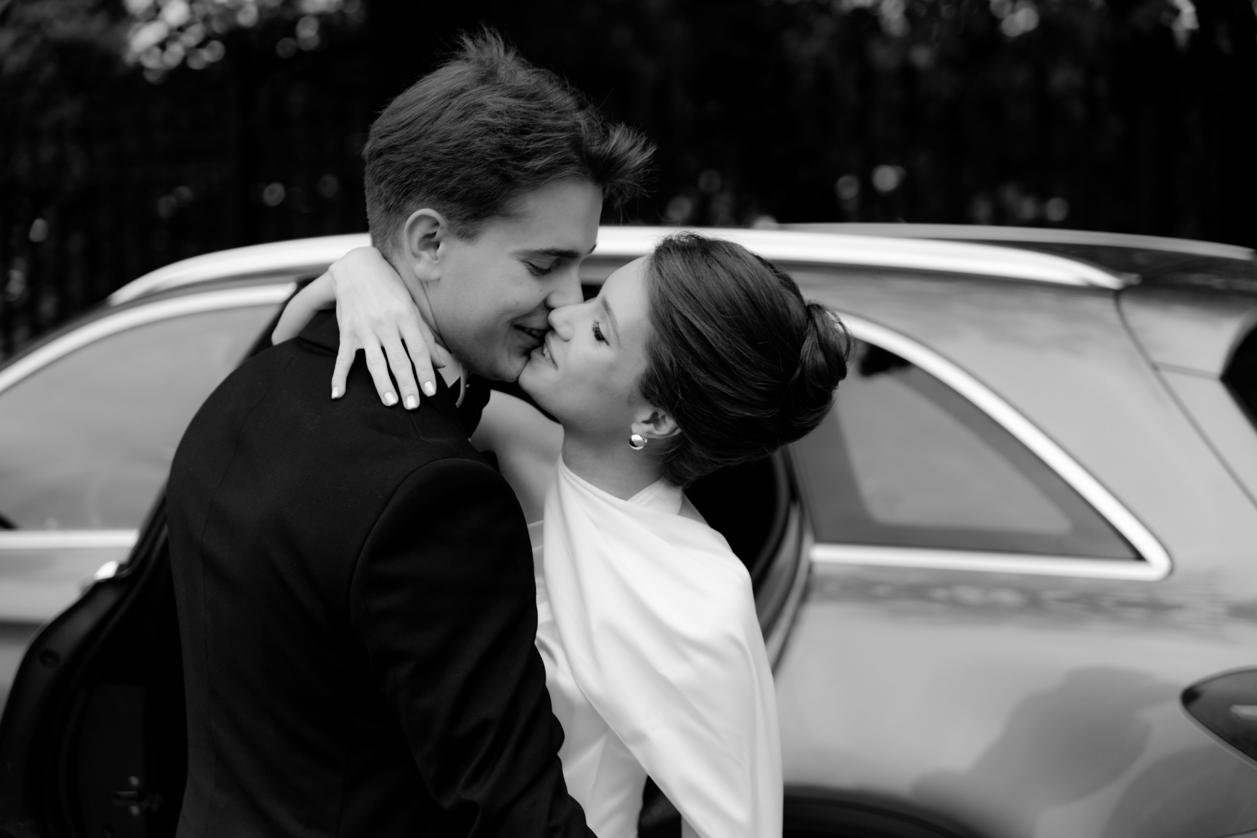 Свадебная съемка на закате. Свадебный фотограф Александр Невский в Санкт-Петербурге