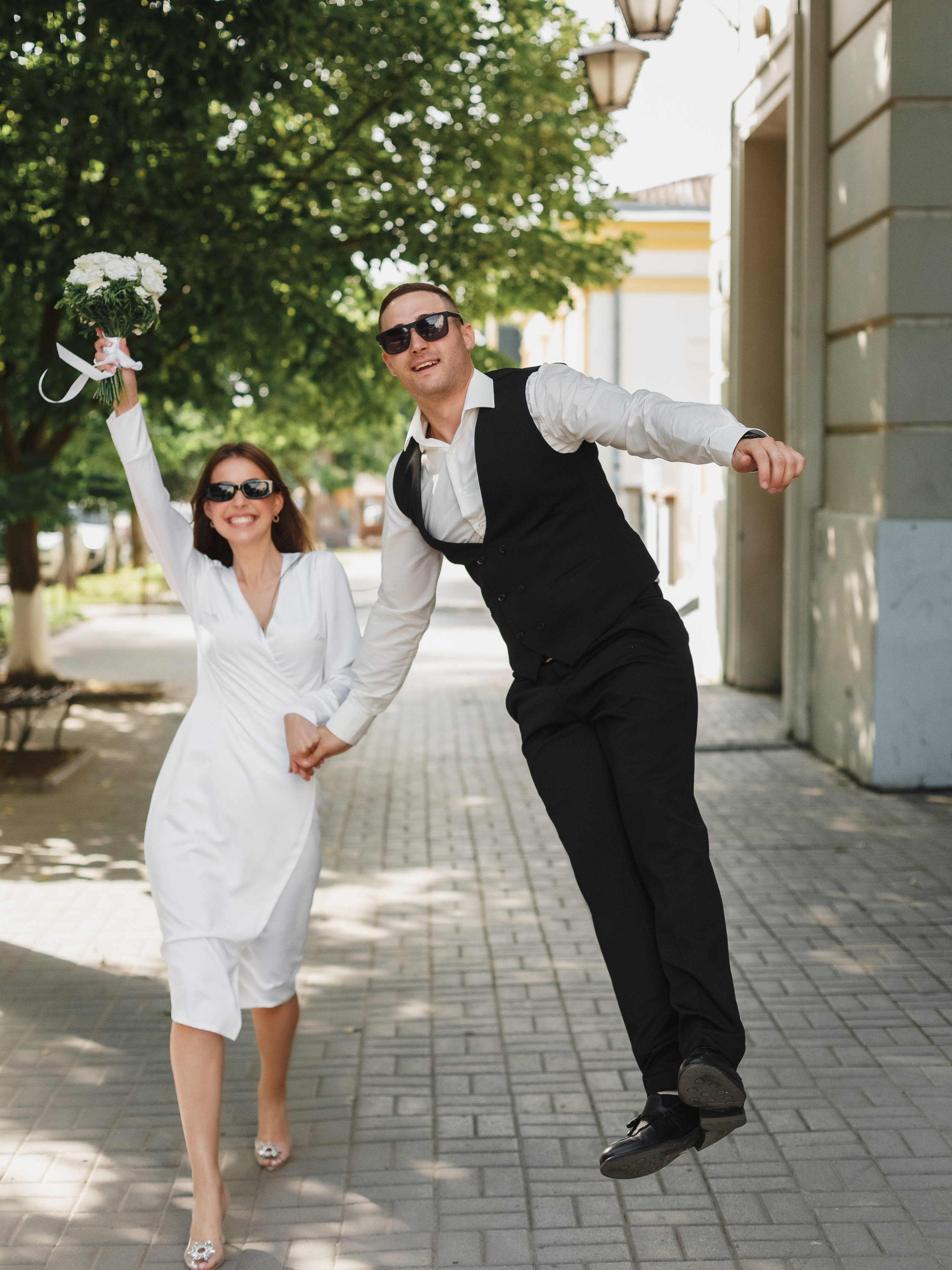 Свадебный фотограф Таганрог — фотосессия в центре города и банкет в коттедже «Виктория». Свадебный и семейный фотограф в Таганроге Бакарюк Антон