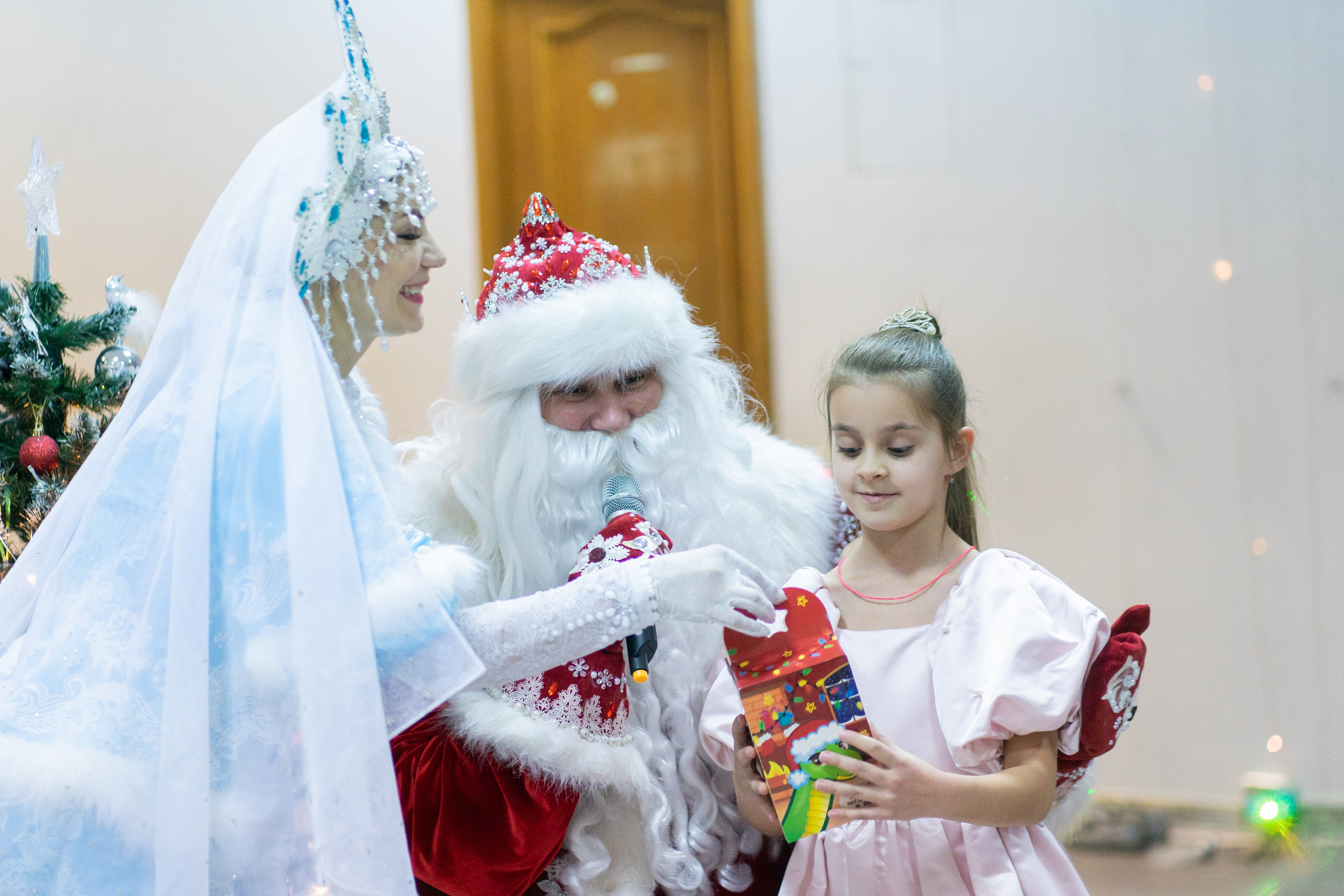 Детский новогодний праздник. Фотограф в Сочи Тиунова Маргарита и Тиунов Евгений