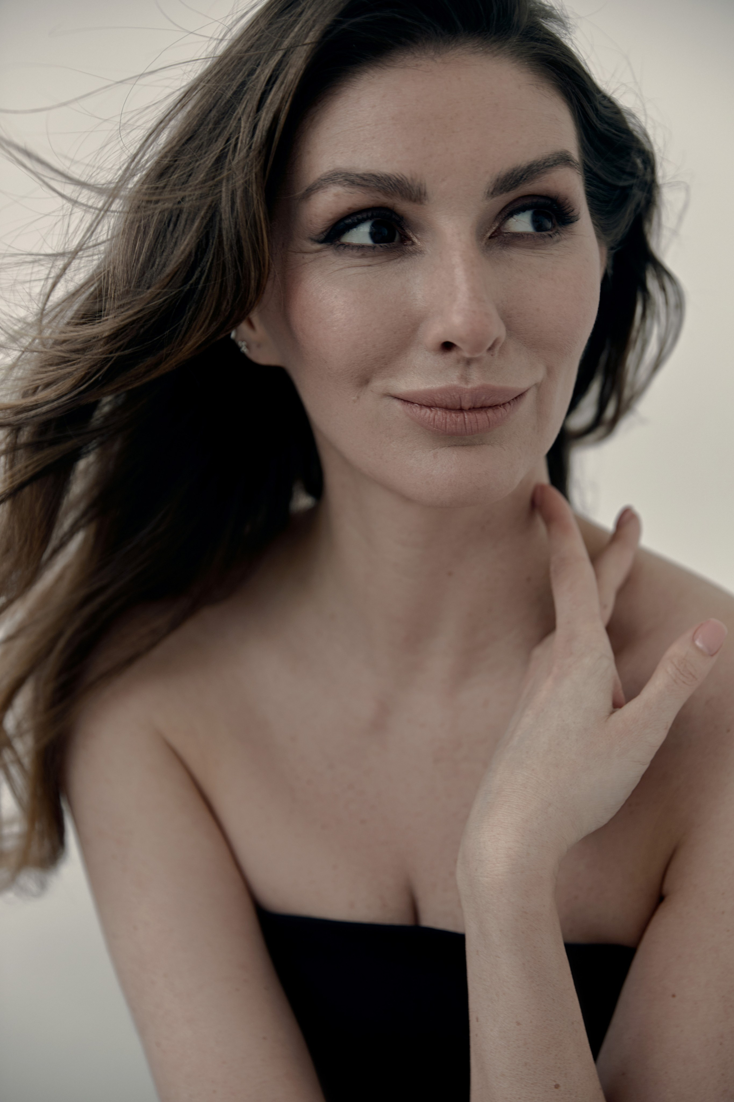 ANNA. Yulia Otroschenko