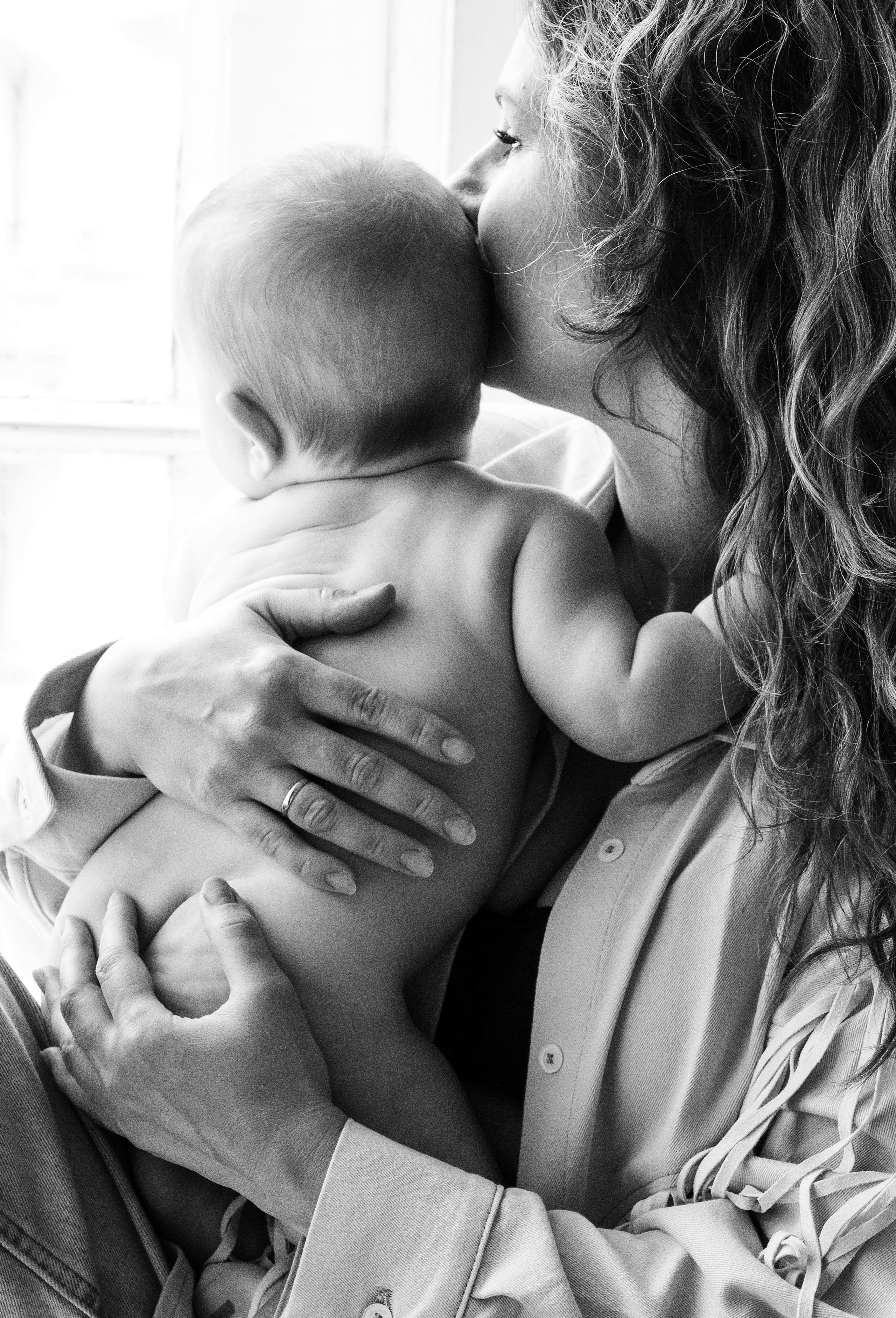 Анастасия. Профессиональный фотограф беременности в СПБ. Стильные фотосессии беременности в стиле минимализм и классическая фотография