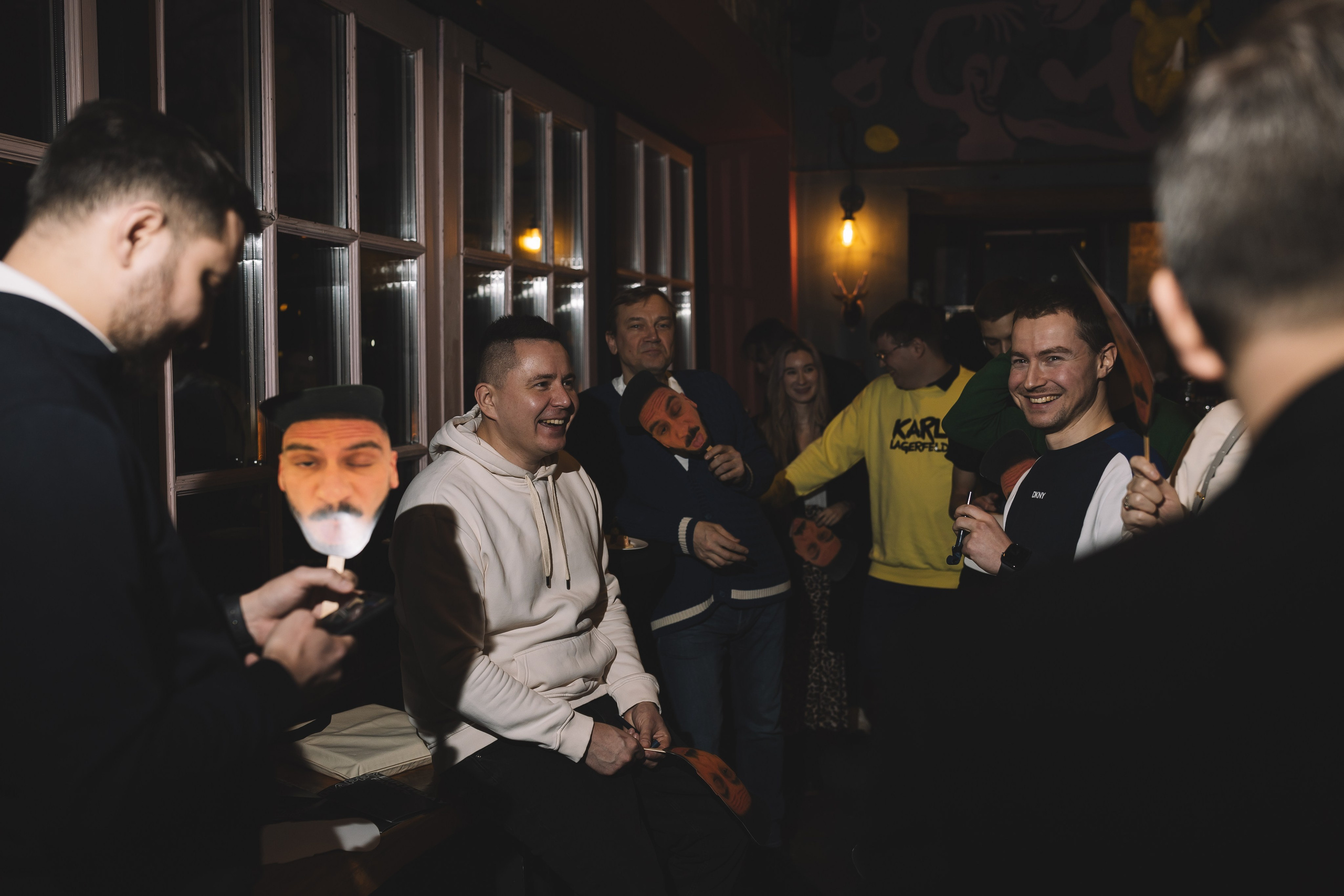 Репортажный фотограф на корпоратив, день рождения и другие мороприятия. Свадебный фотограф в Москве — Оскар Гелманов