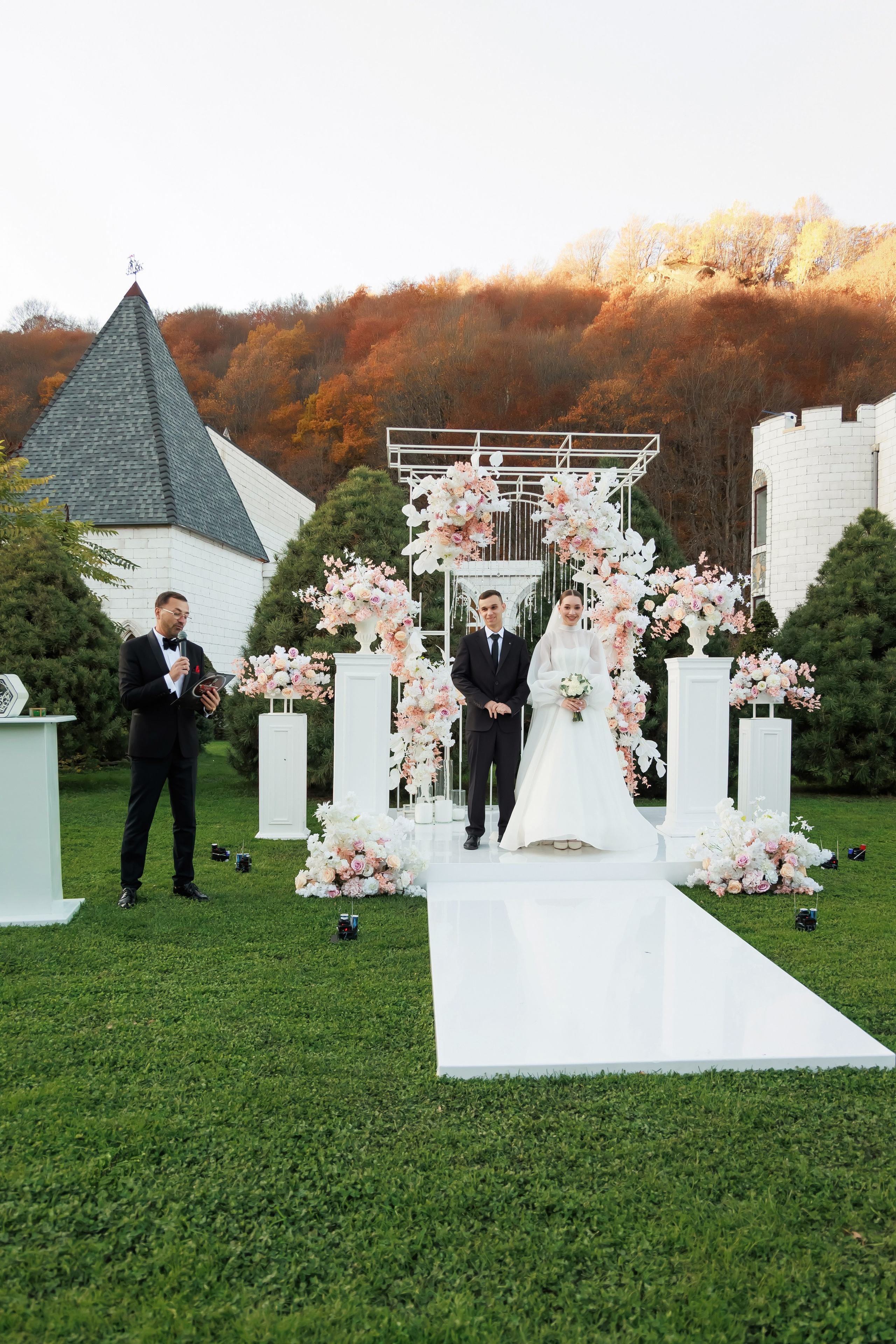СВАДЕБНЫЕ ФОТОСЕССИИ. Свадебный и семейный фотограф в г. Майкопе (выезд по республике и краю)