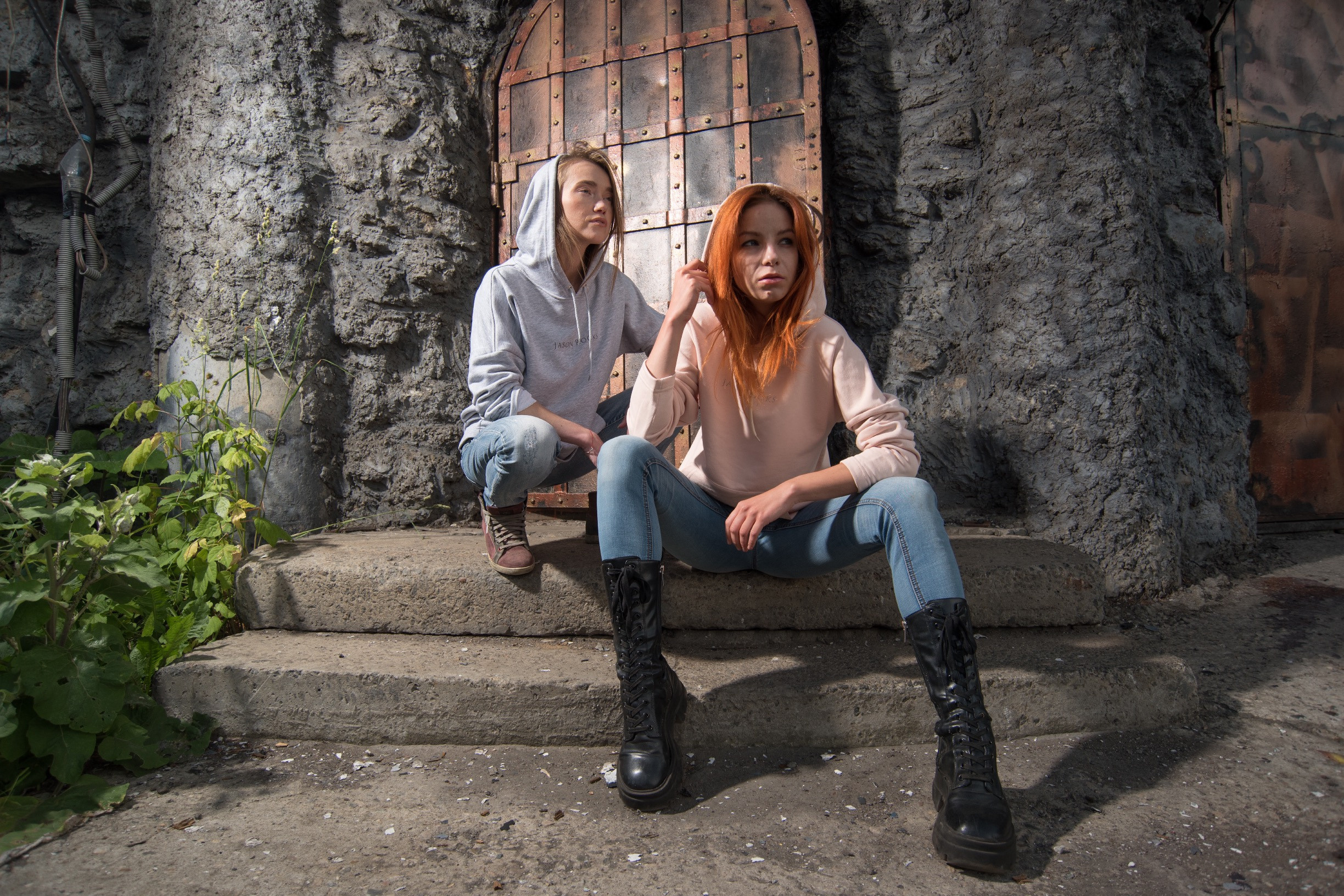 Каталожные. Жук Екатерина ХУДОЖНИК-РЕЖИССЁР МОДЕЛЬ