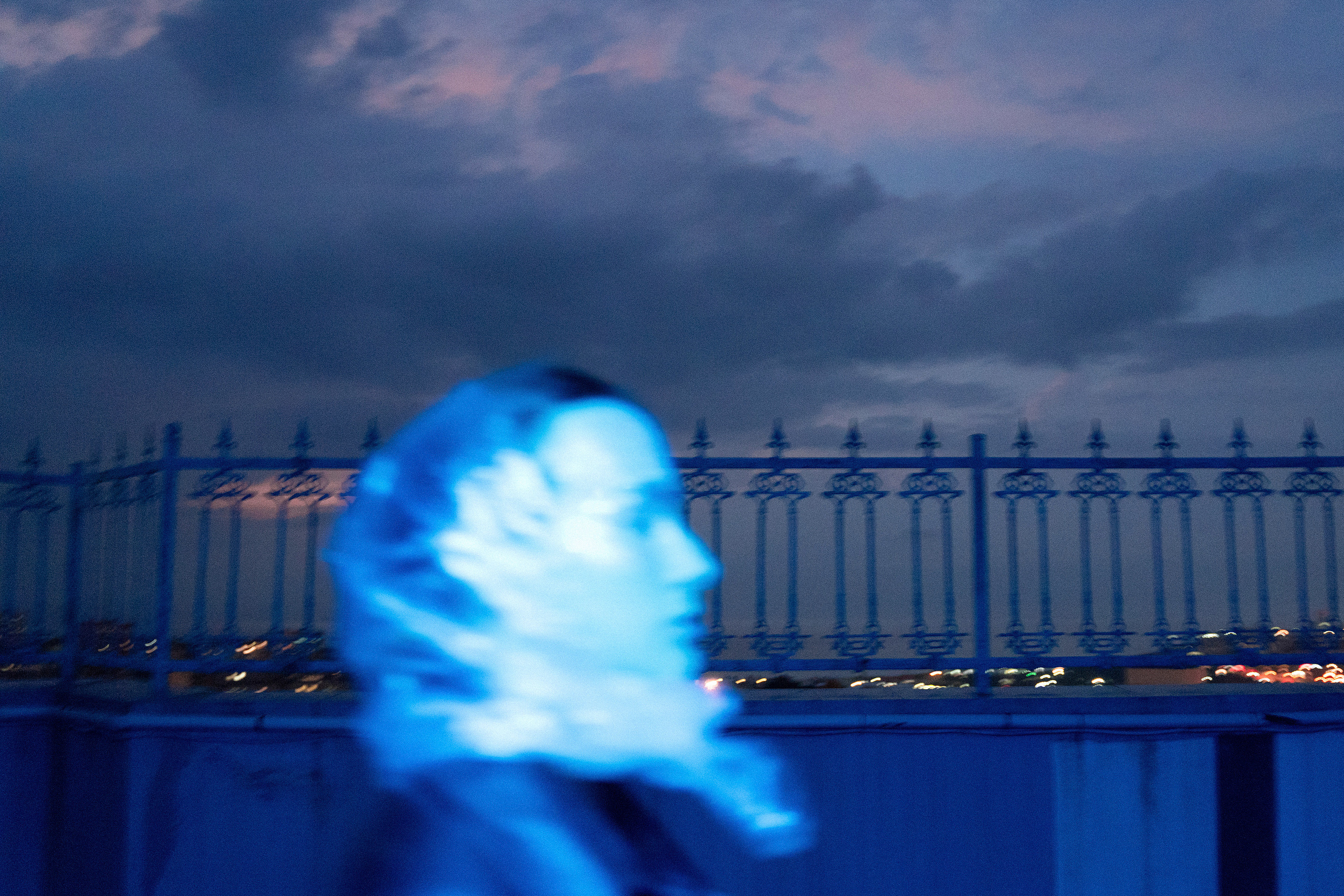 Кристина на крыше. Созданов Максим фотограф во Владивостоке