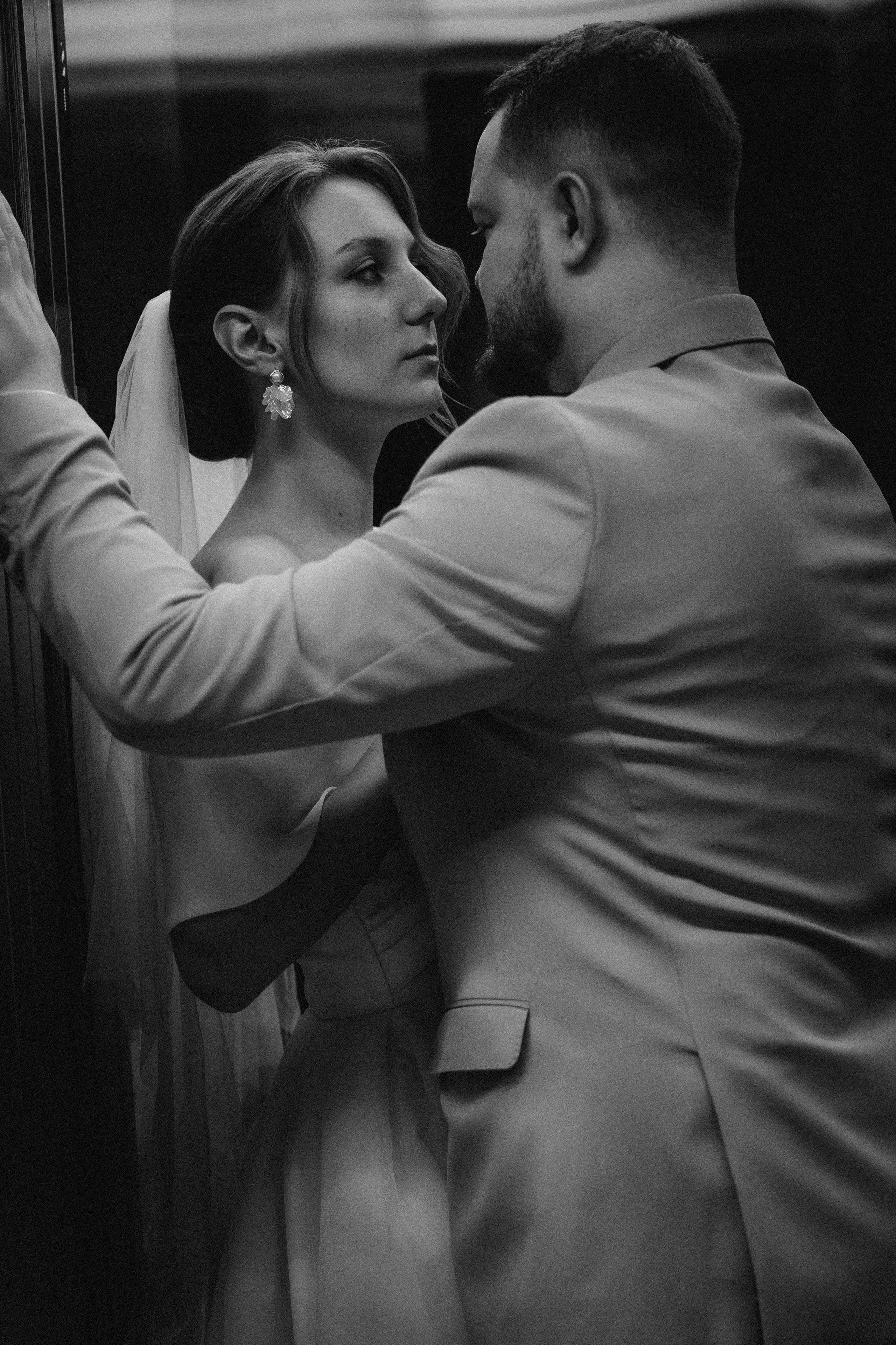 Утро невесты и свадебная фотосессия на теплоходе по Москве-реке