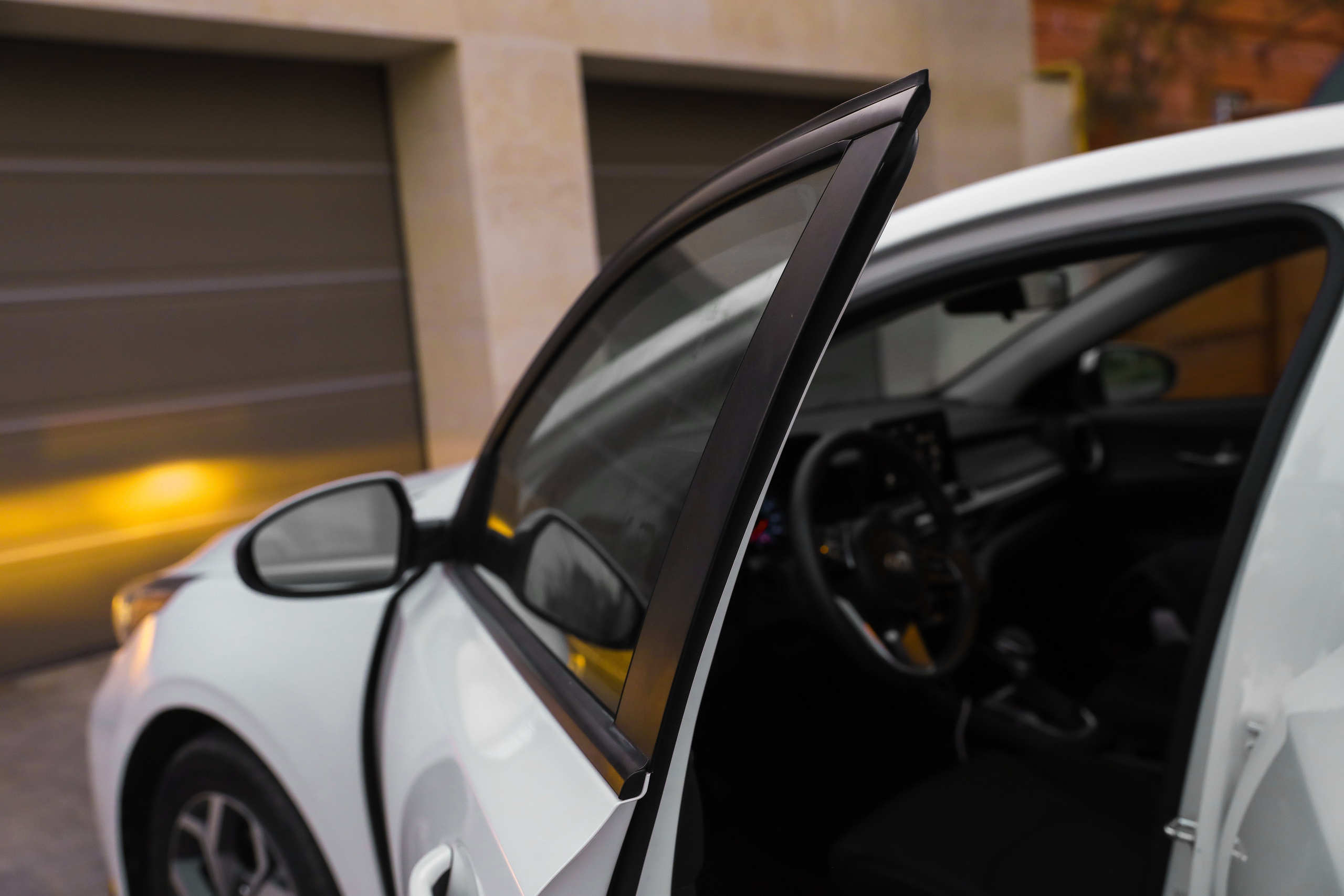 АВТО. Photographer Viktoriya Markushina «My world throug»