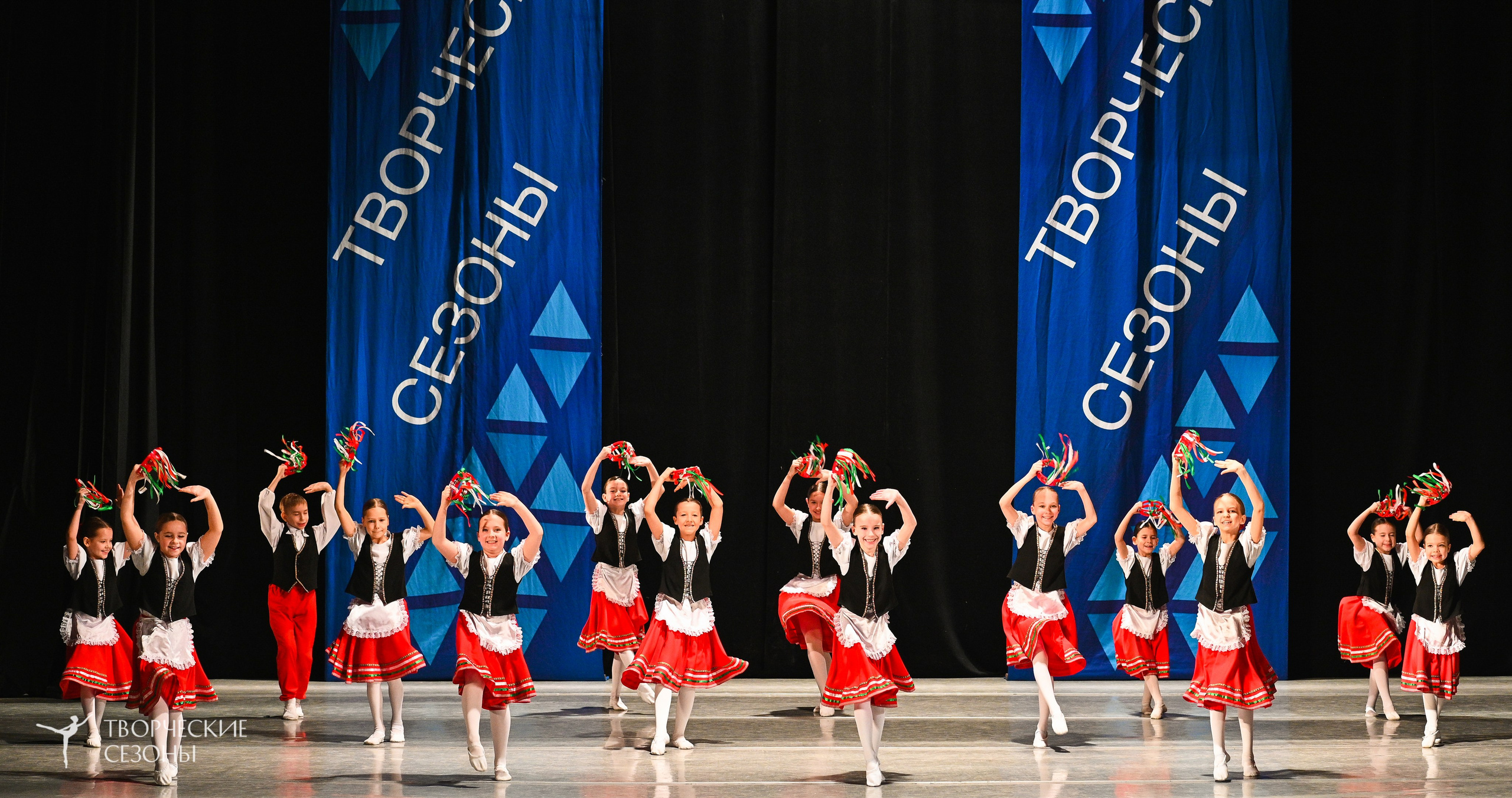22.11.2025 IV Всероссийский хореографический фестиваль «Россия танцует на Волге». Медиастудия Фото Концепт