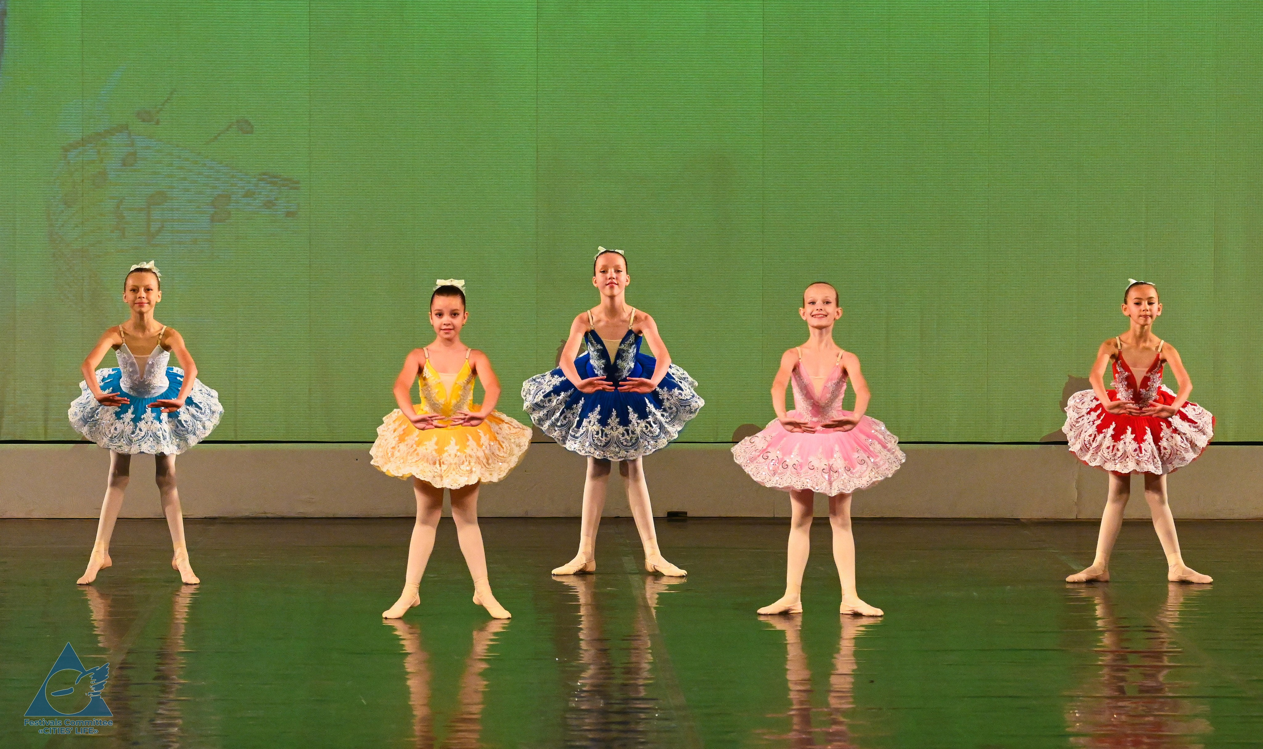 04.10.2025 «Жизнь Городов» Фестиваль-конкурс «ПЛАНЕТА ИСКУССТВ» г. Санкт-Петербург. Медиастудия Фото Концепт