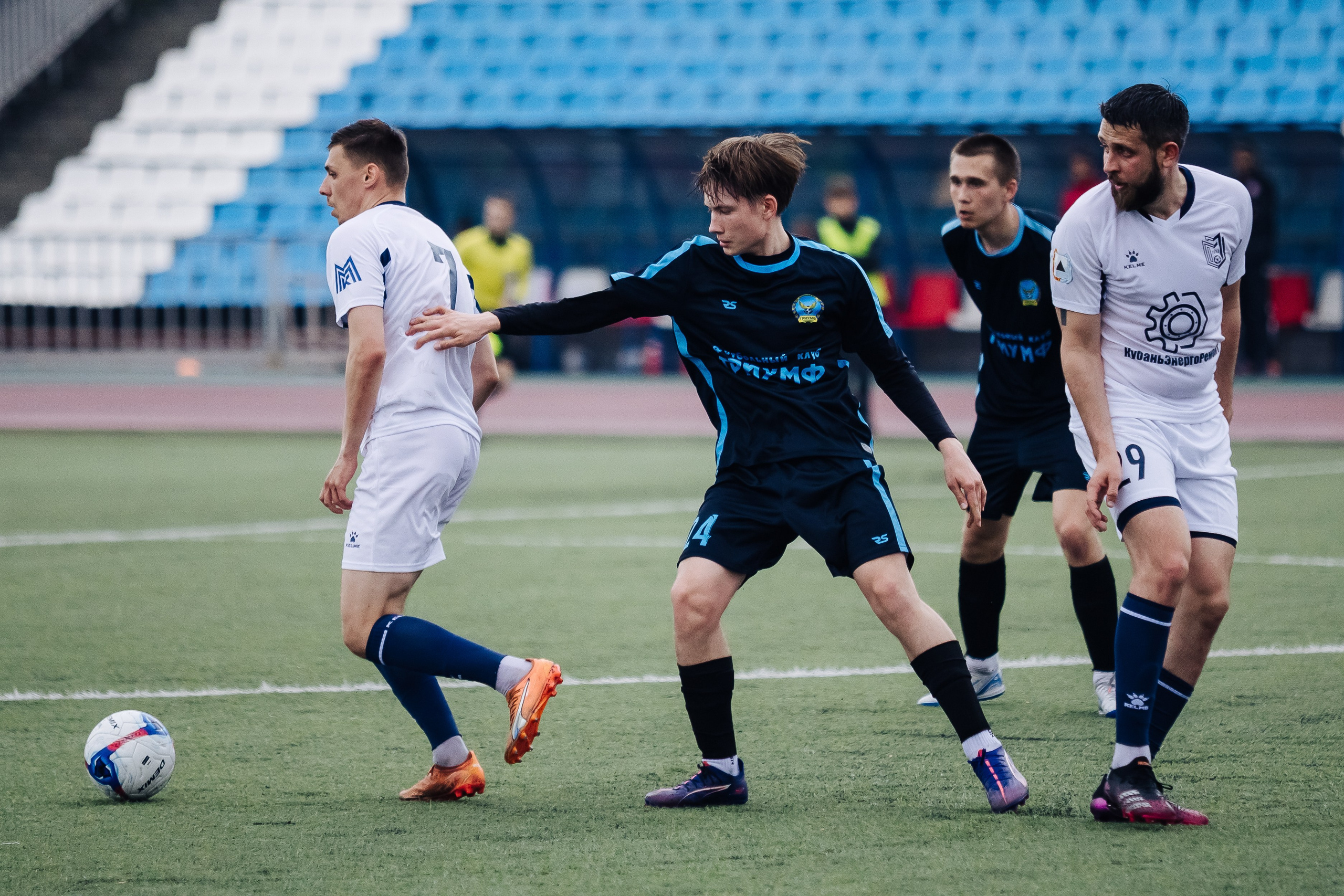 ФК «Металлург-Магнитогорск» — ФК «Триумф» // 03.05.25. Денис Прохоров Фотограф в г. Магнитогорск
