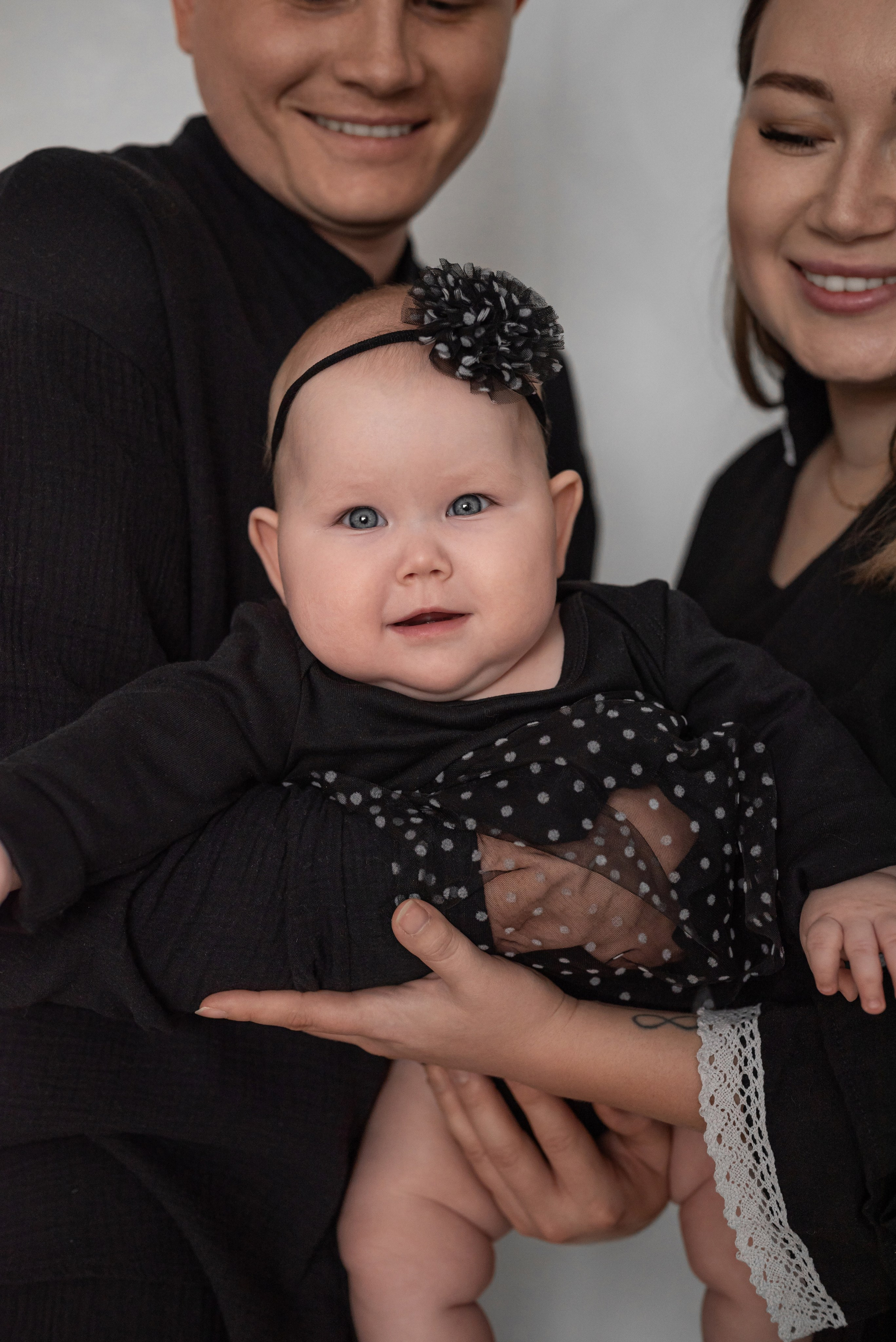 Эмиль, Адиля и Ассель. Фотограф в городе Салават