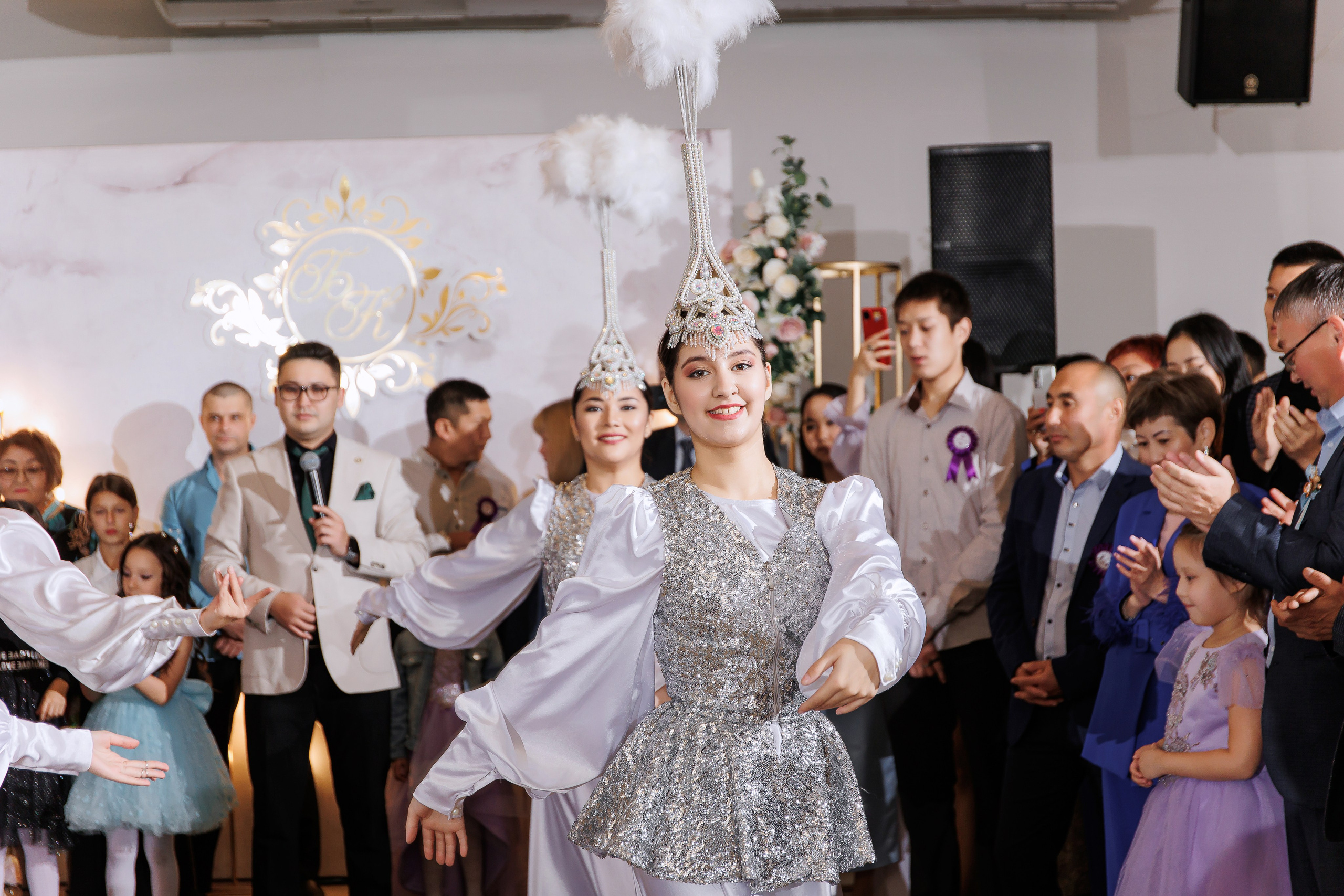 Karina & Bagdat. Anne Miller | Photographer