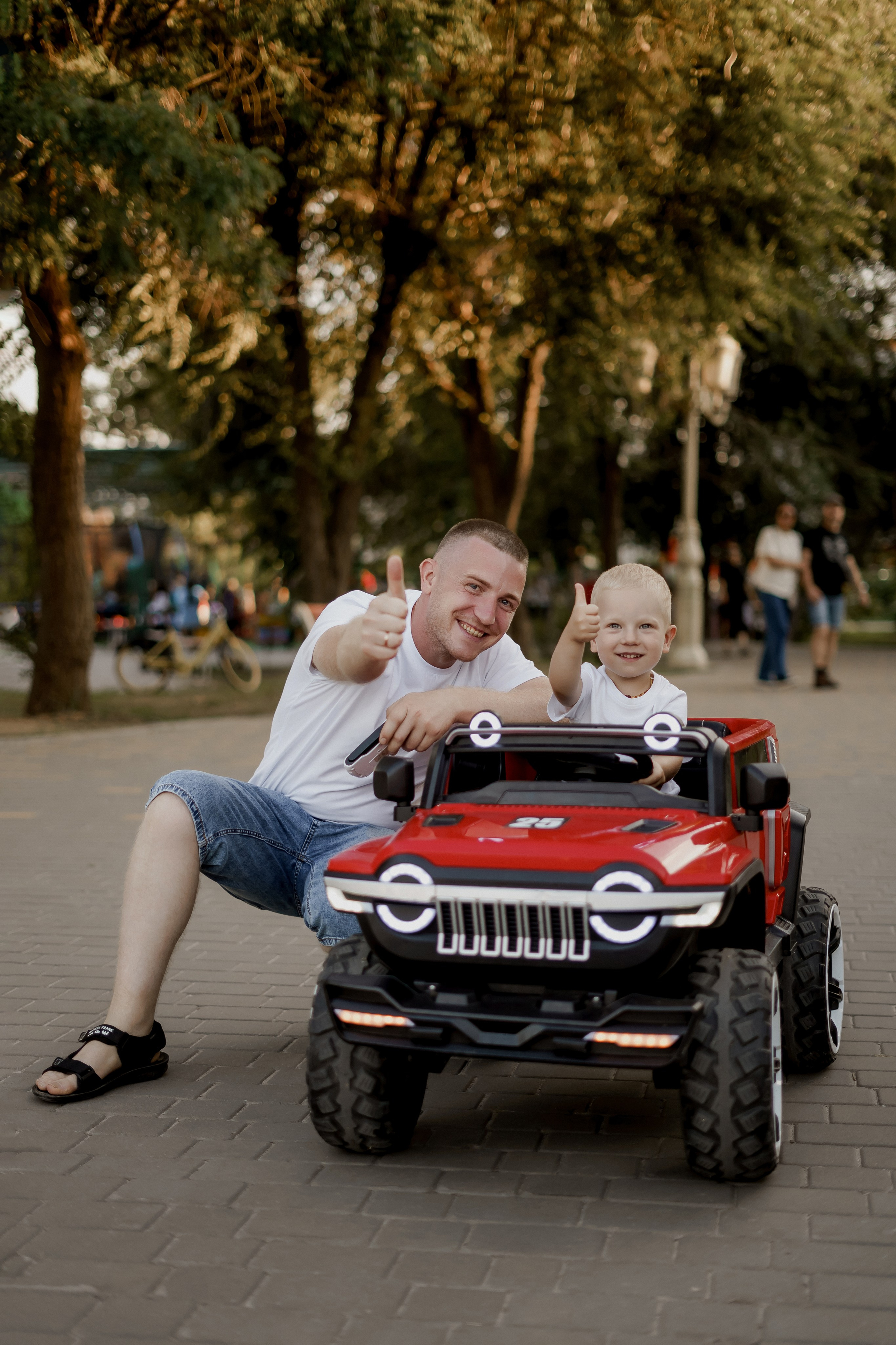Вова Лена Миша. Фотограф Валерия Крахмалева