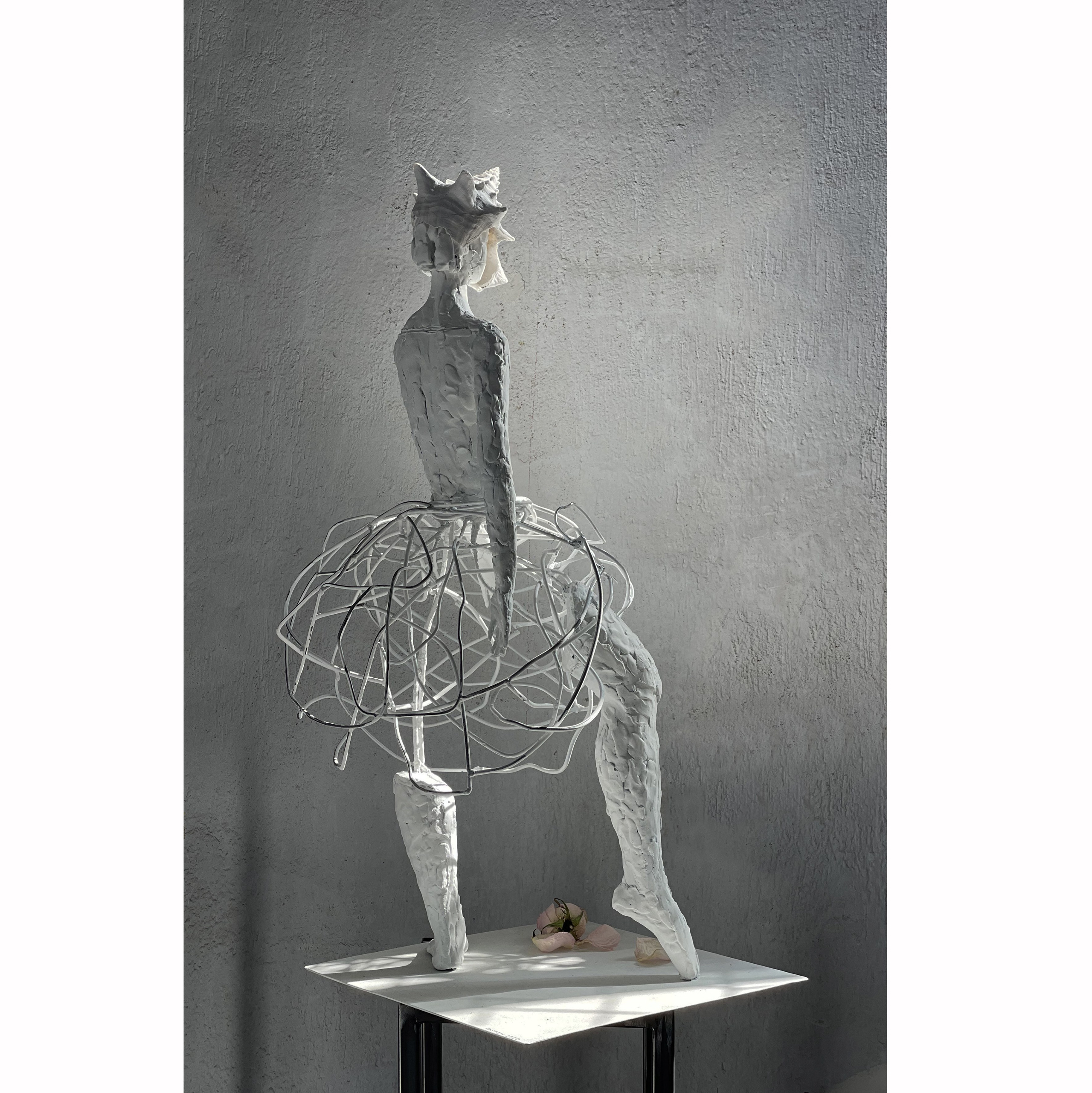 Белая балерина. Художник — скульптор Антонина Фатхуллина