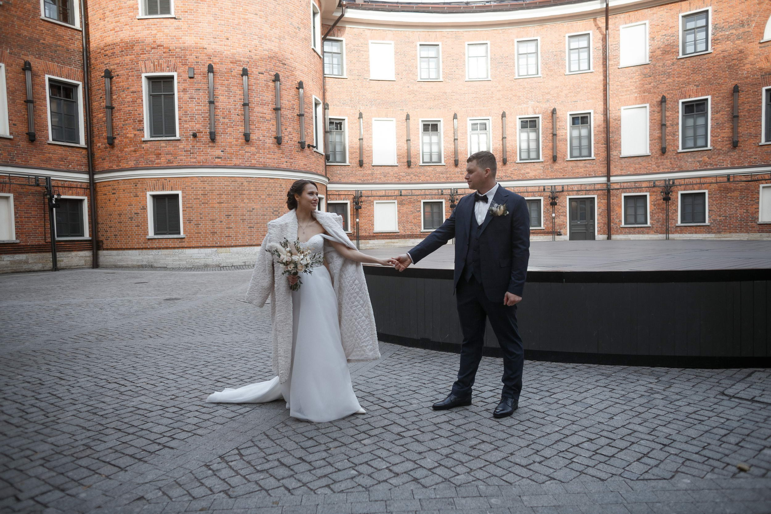 Анонс: Мария и Василий. Свадебный фотограф Игорь Брундасов 8PHOTO на свадьбу венчание загс СПб