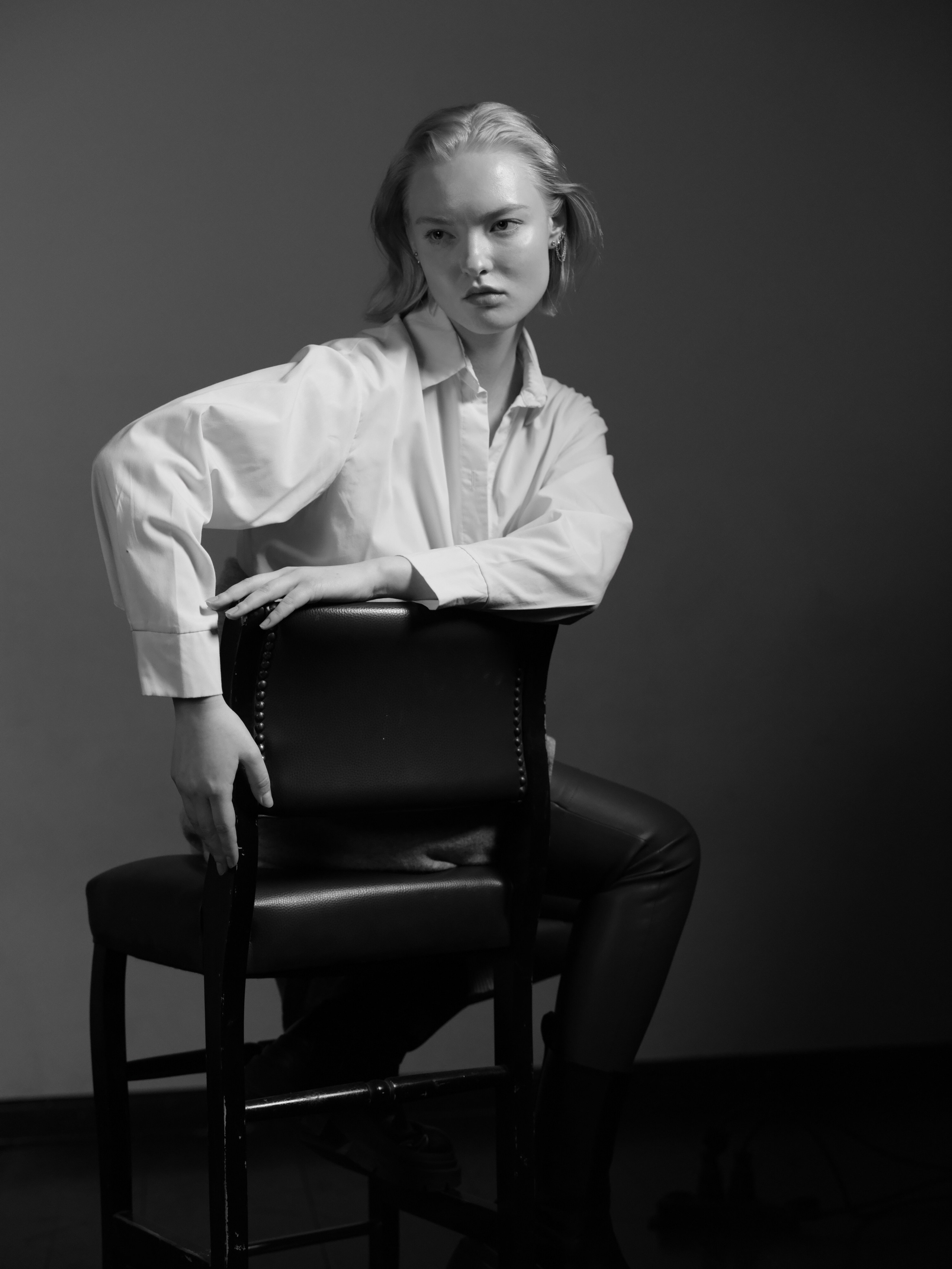 Даша. Фотограф в Москве и Праге: индивидуальные портреты, парные фотосессии