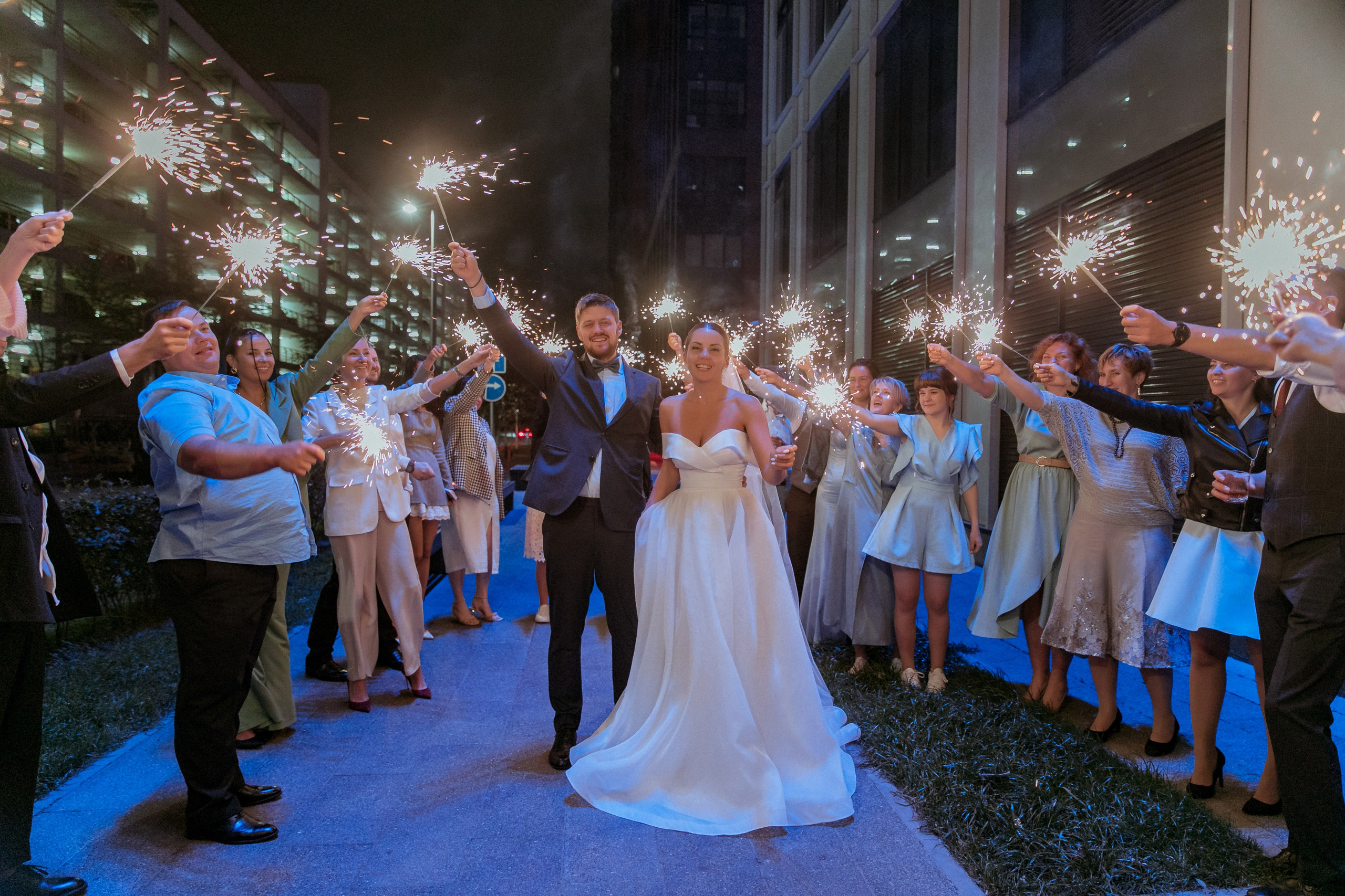 Фотограф и видеограф на свадьбу на полный день. Фотограф, видеограф на свадьбу в Москве Никита Назаров