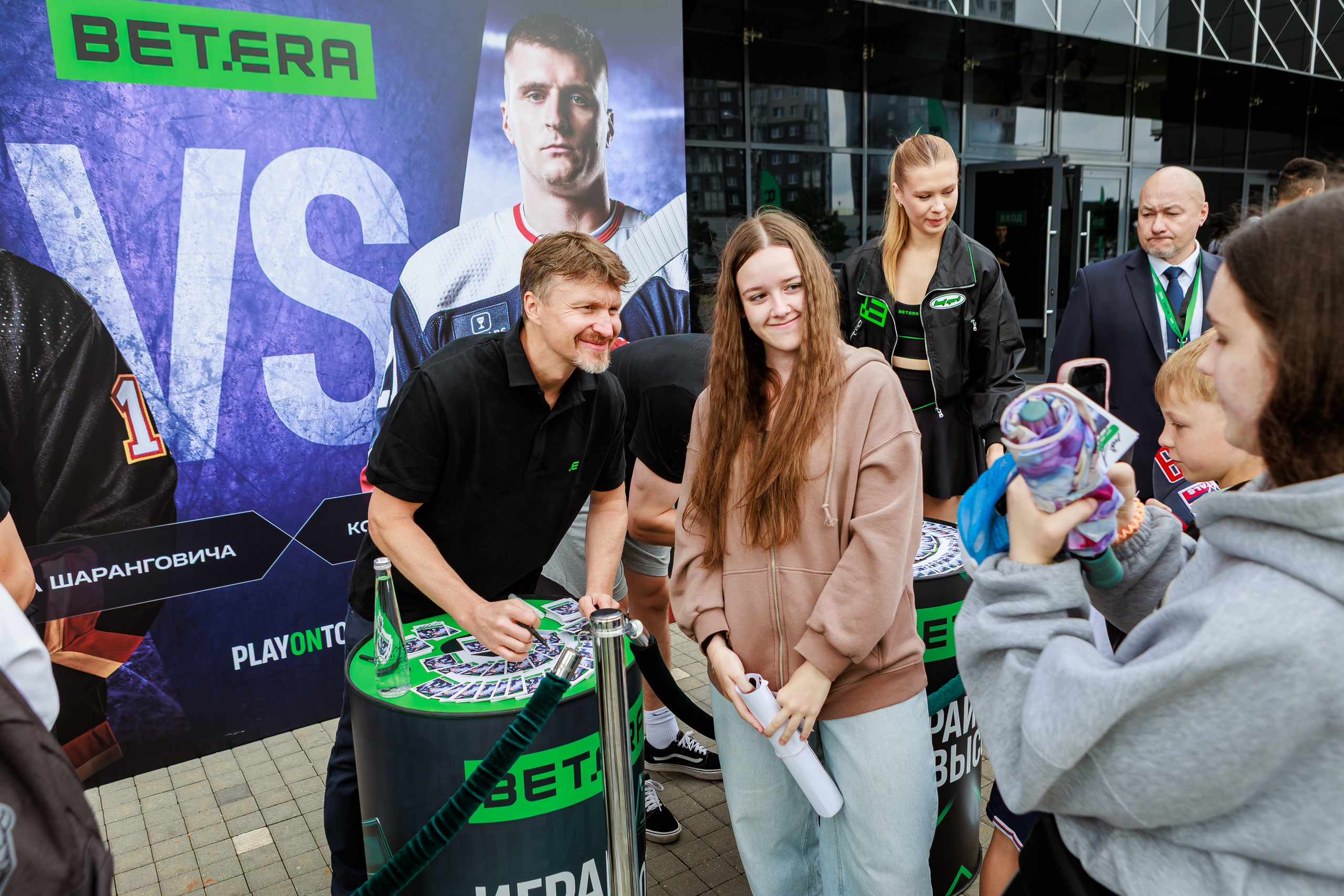 Благотворительный хоккейный матч BETERA. Репортажный фотограф Минск ❘ Костецкий Илья ❘ Беларусь