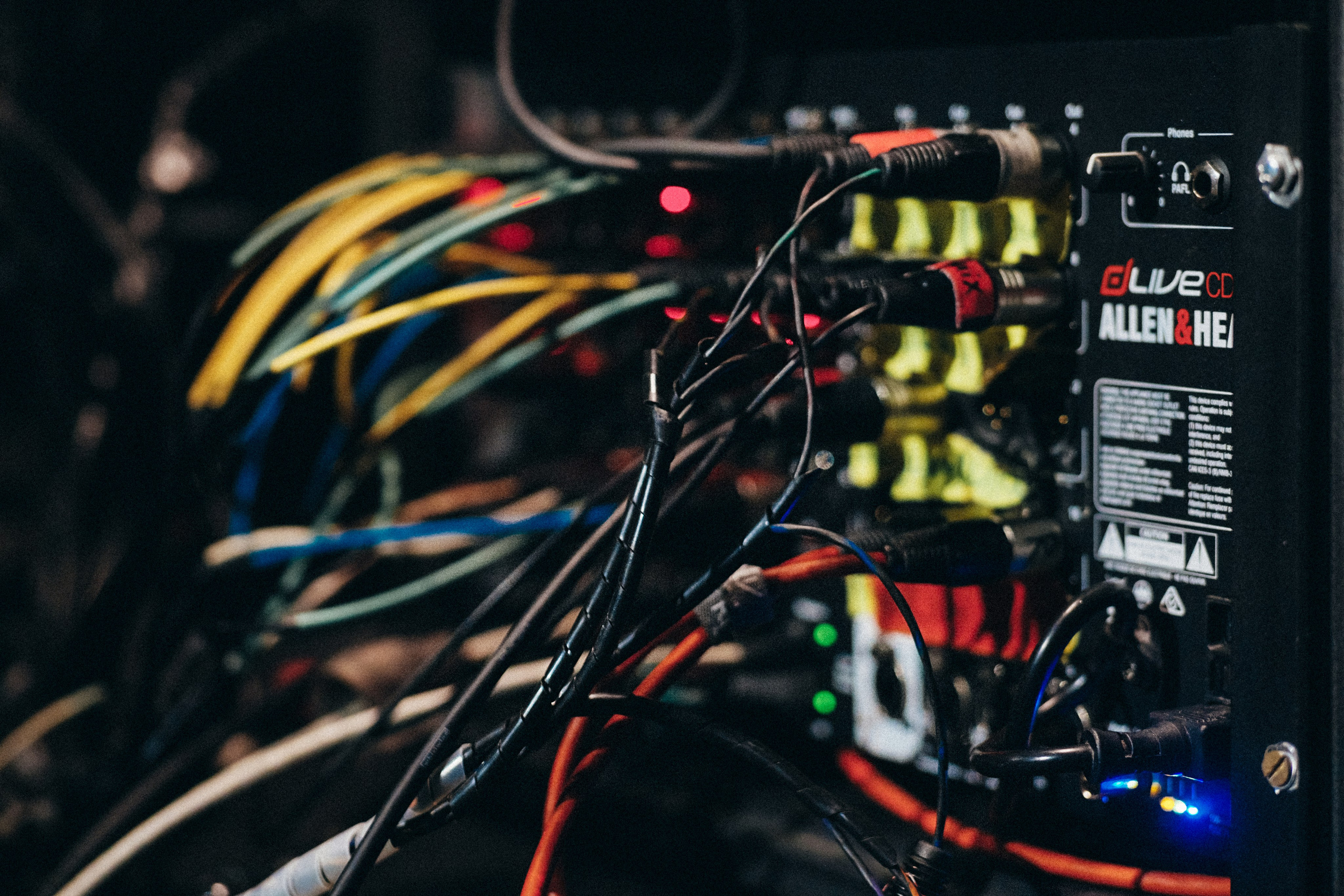 Александр Маршал