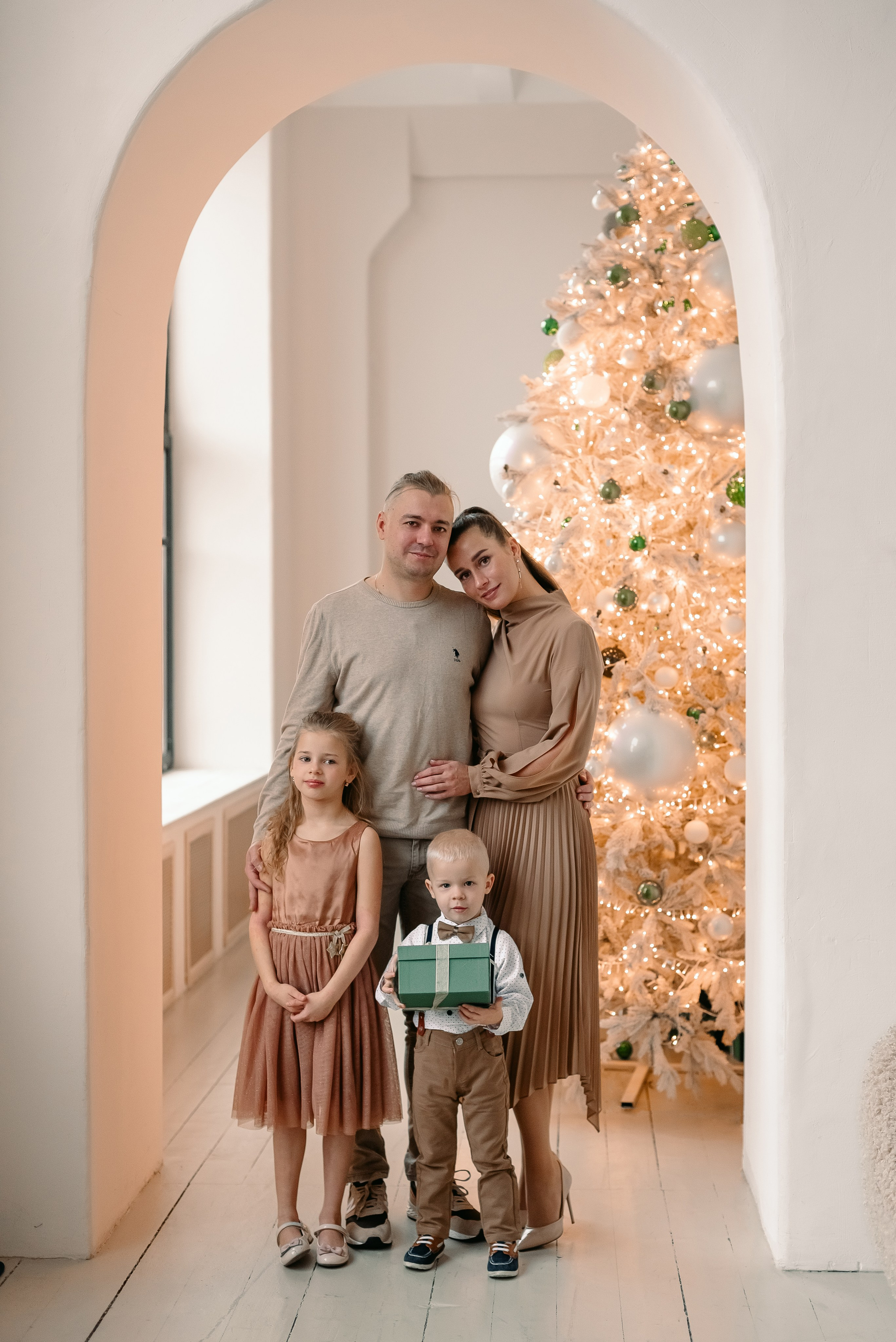 Семейная новогодняя фотосессия. Фотограф Юлия Кондратьева