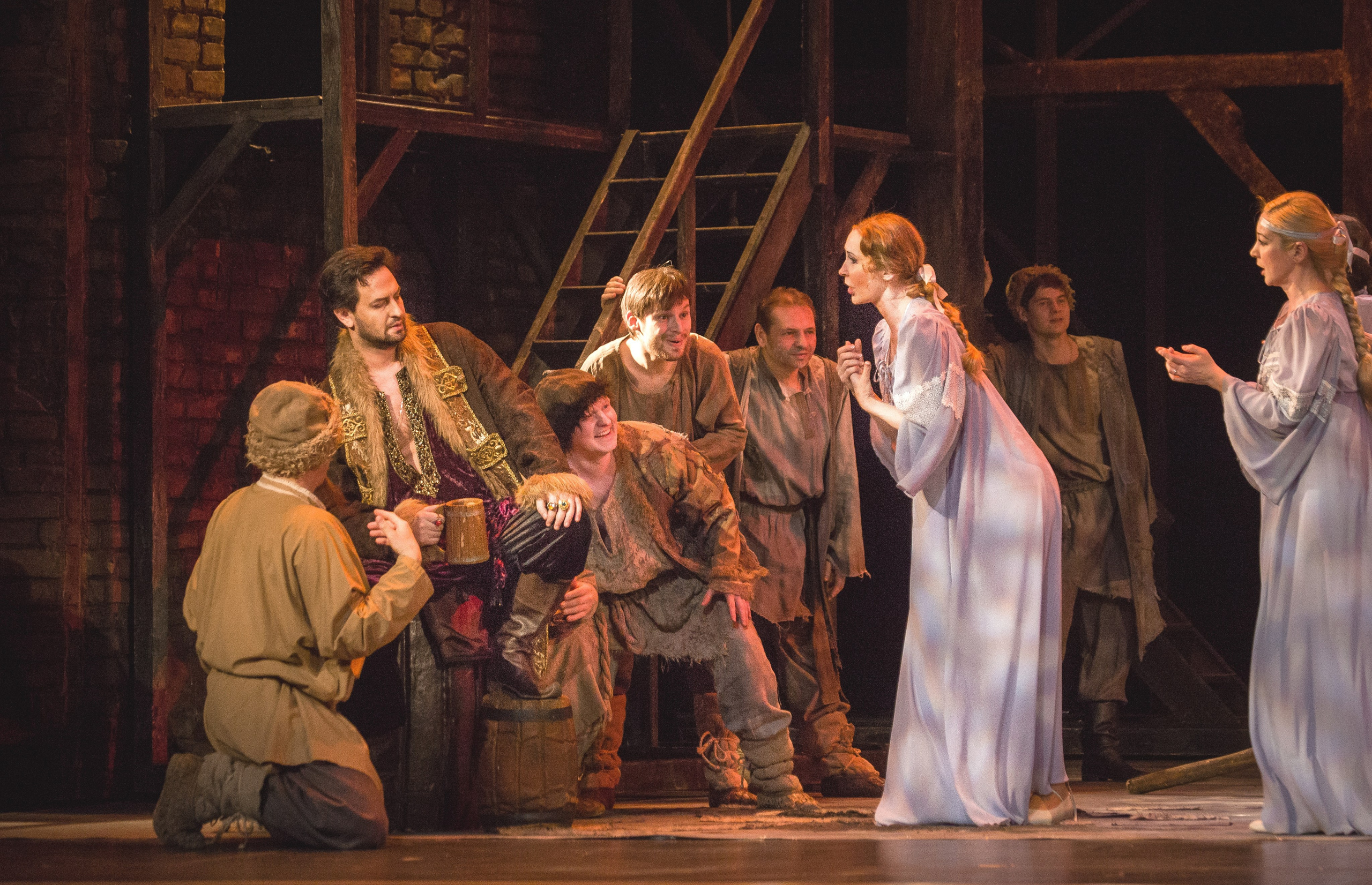 «Князь Игорь» в Новой опере. Дарья Письменюк / Darya Leitstern — фотограф, музыкант, журналист, путешественник