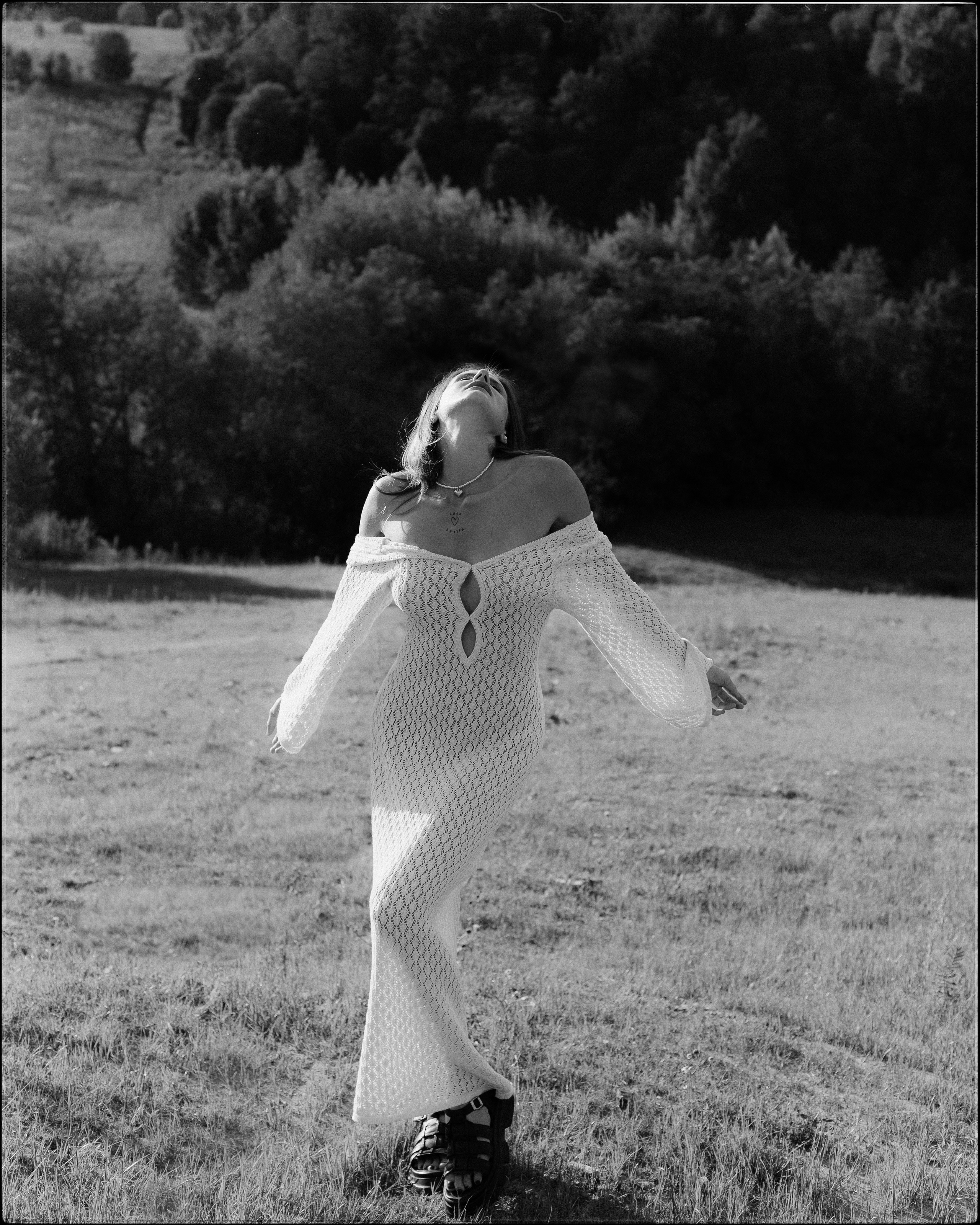 Съёмка в поле. Женский и лавстори фотограф в Москве Елена Аксютко