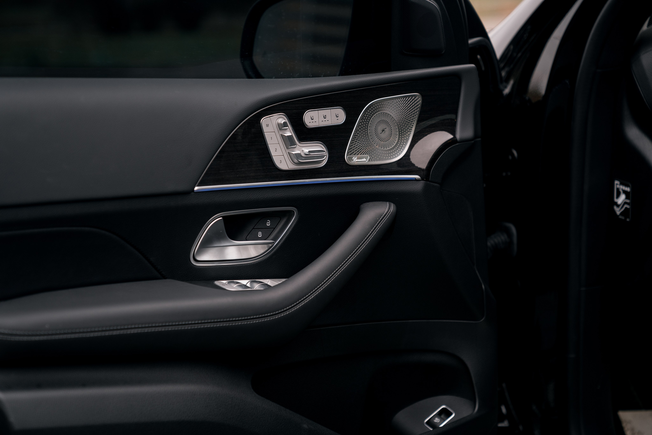 Mercedes-Benz GLE 400D. Идеальные портреты для соцсетей — Фотограф Ленар