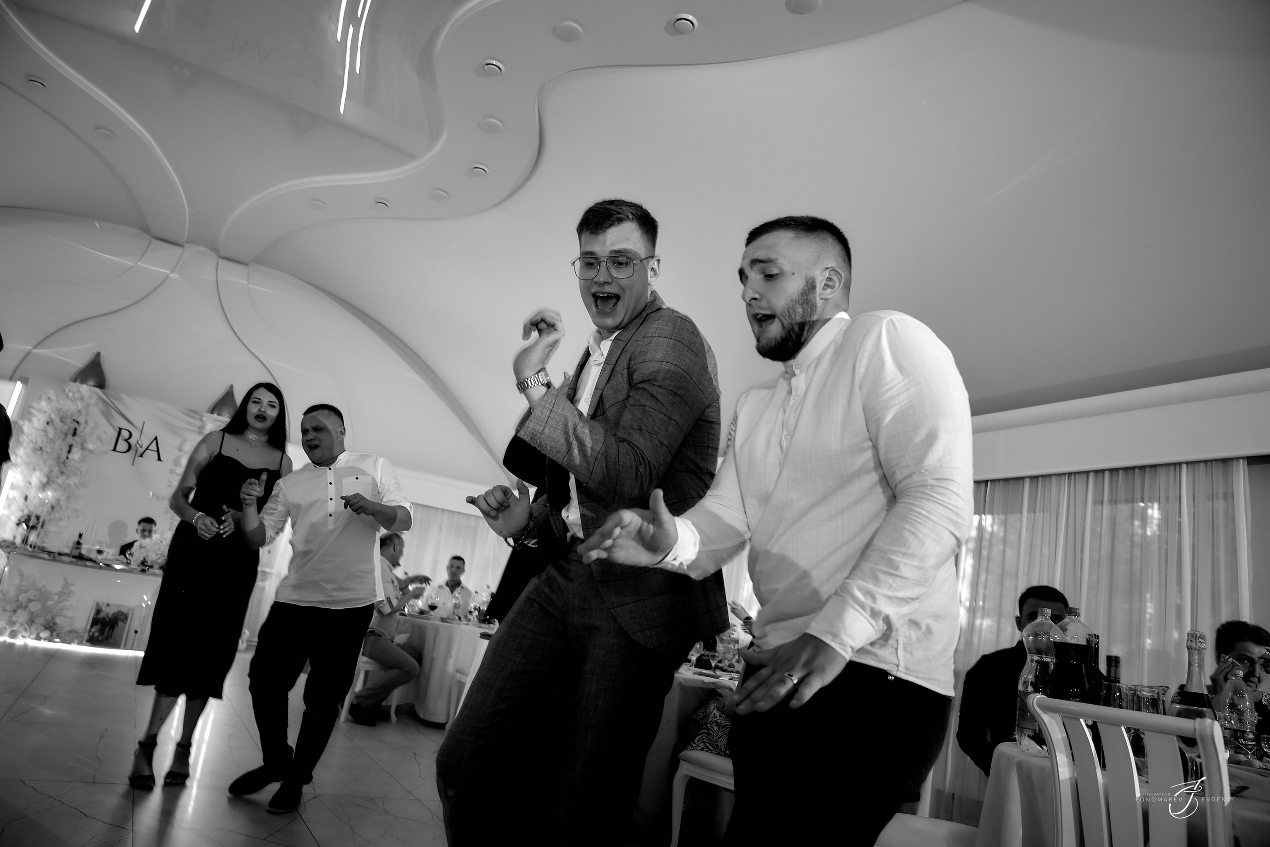 Свадебная фотосессия. Свадебный фотограф в Тольятти Жигулевске и Самаре Пономарев Евгений