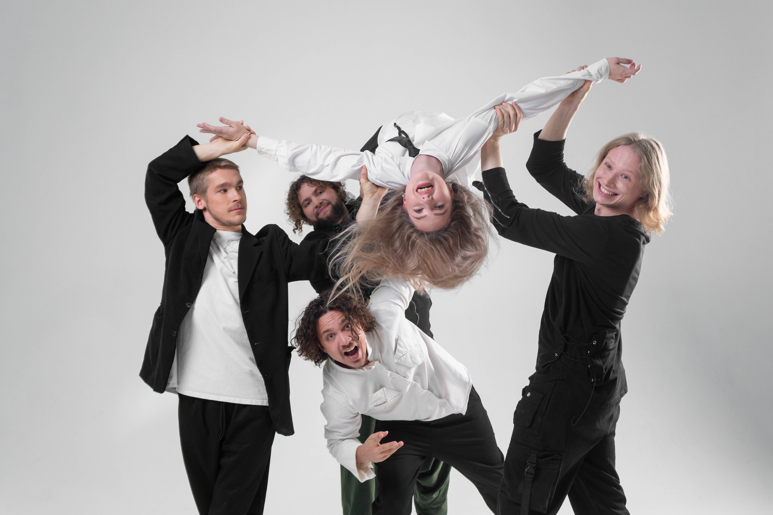 Команда Circus Zone. Фотограф / видеограф в Москве и Сочи Sofia Riversong