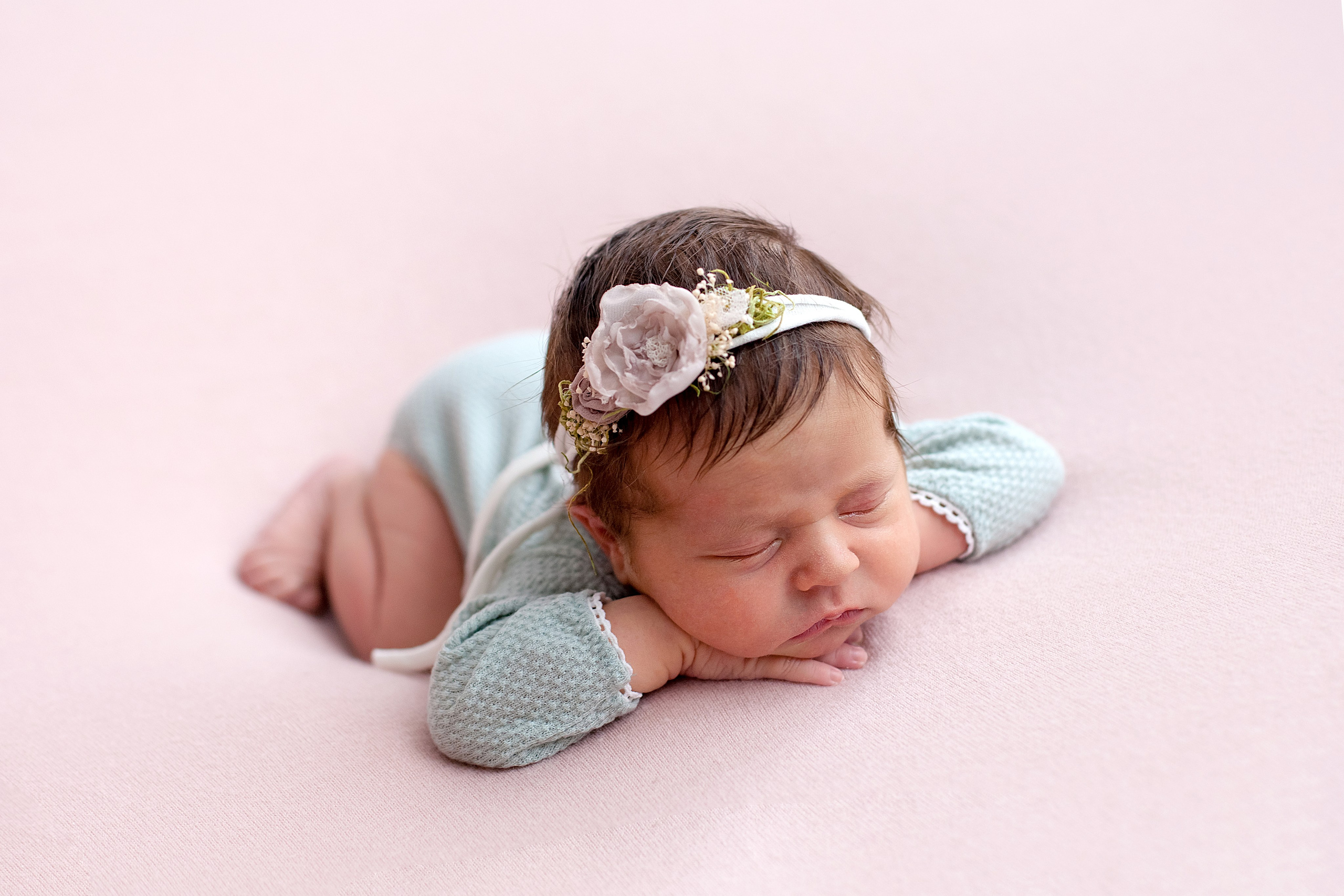 Новорожденные до 28 дней. Фотограф новорожденных в Тюмени