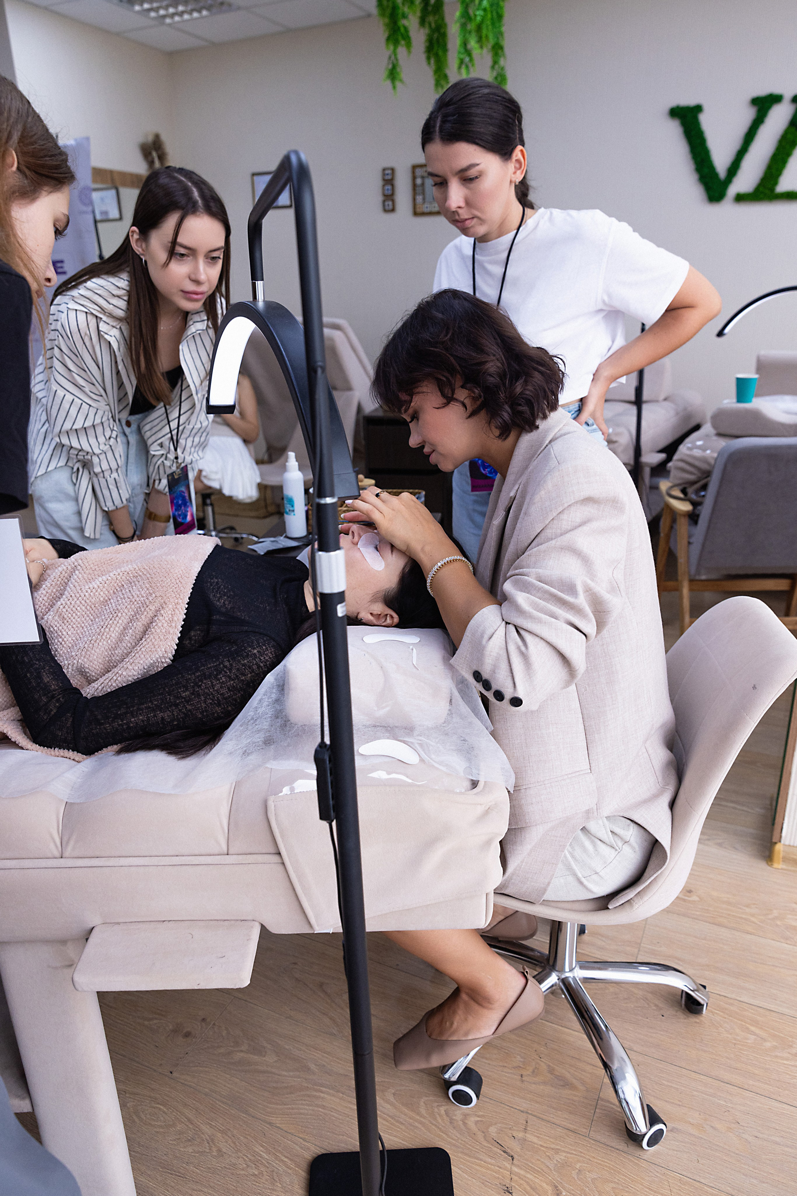 LASH VIBE VLashes. Фотограф и Видеограф в Краснодаре Юлия Солодченко