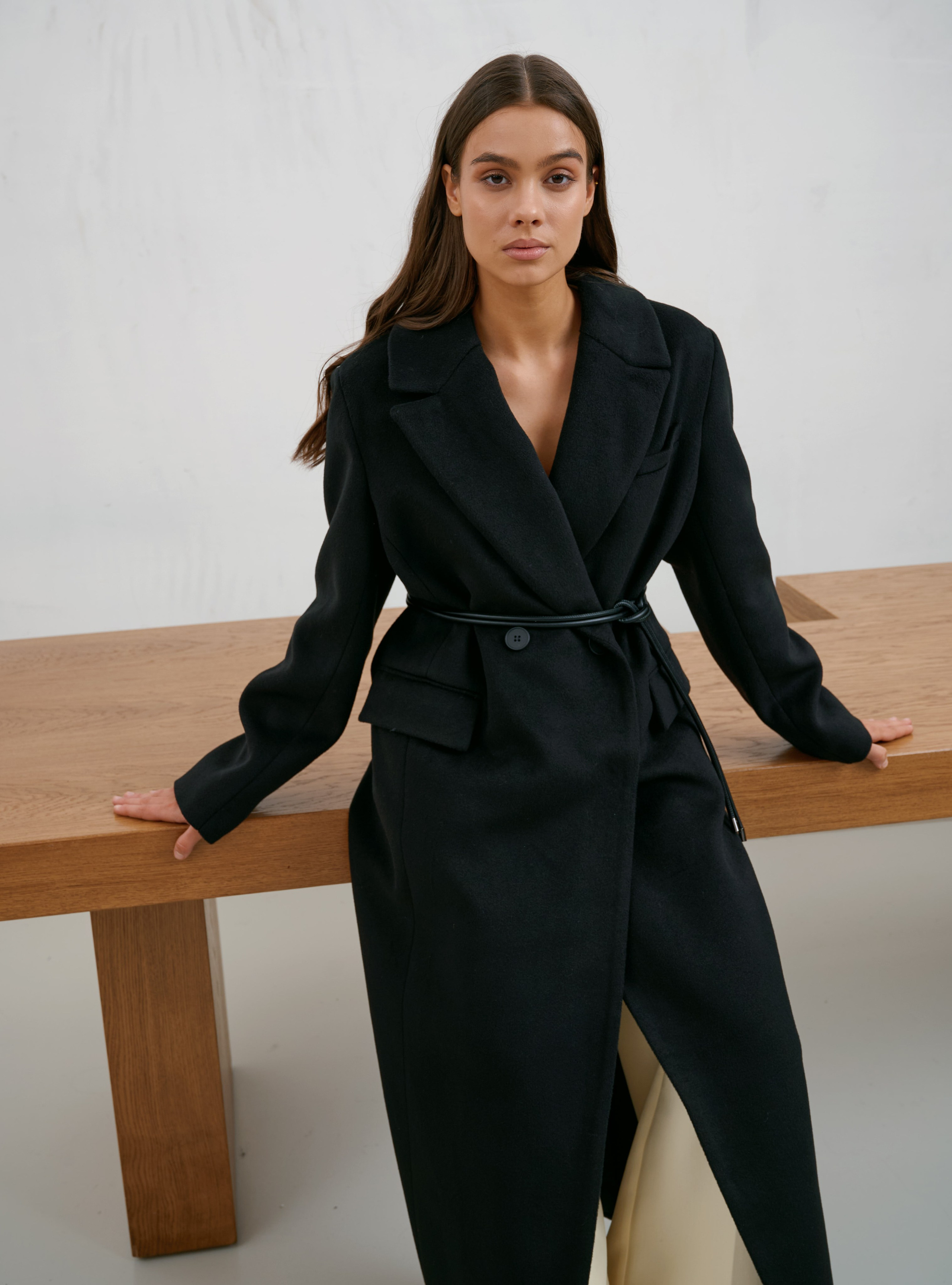 Лукбук для бренда верхней одежды Sheily. Fashion фотограф в Москве Ксения Чупрунова