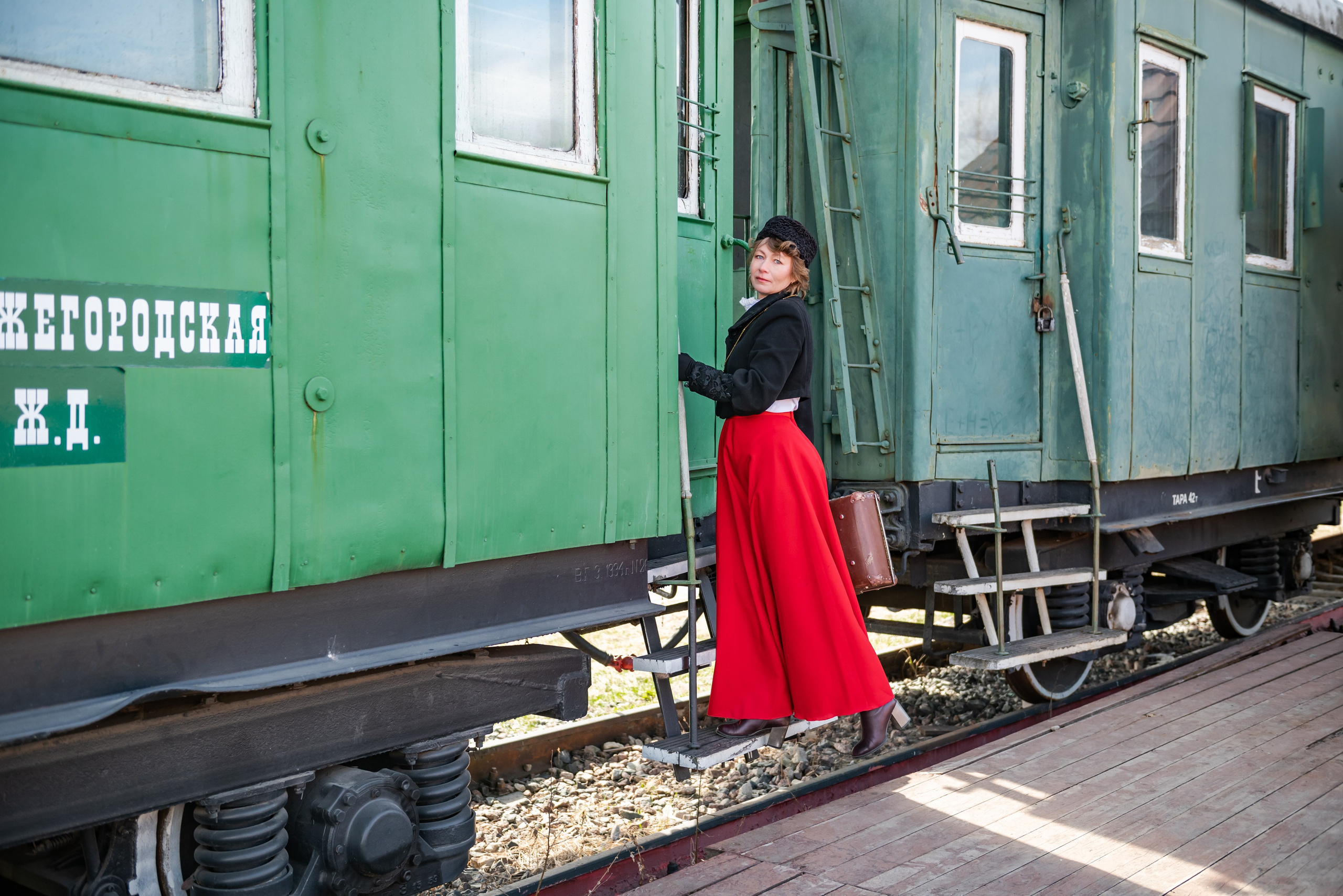 Наталья и Ретропоезд. Свадебный и семейный фотограф в Дзержинске Екатерина Шулакова