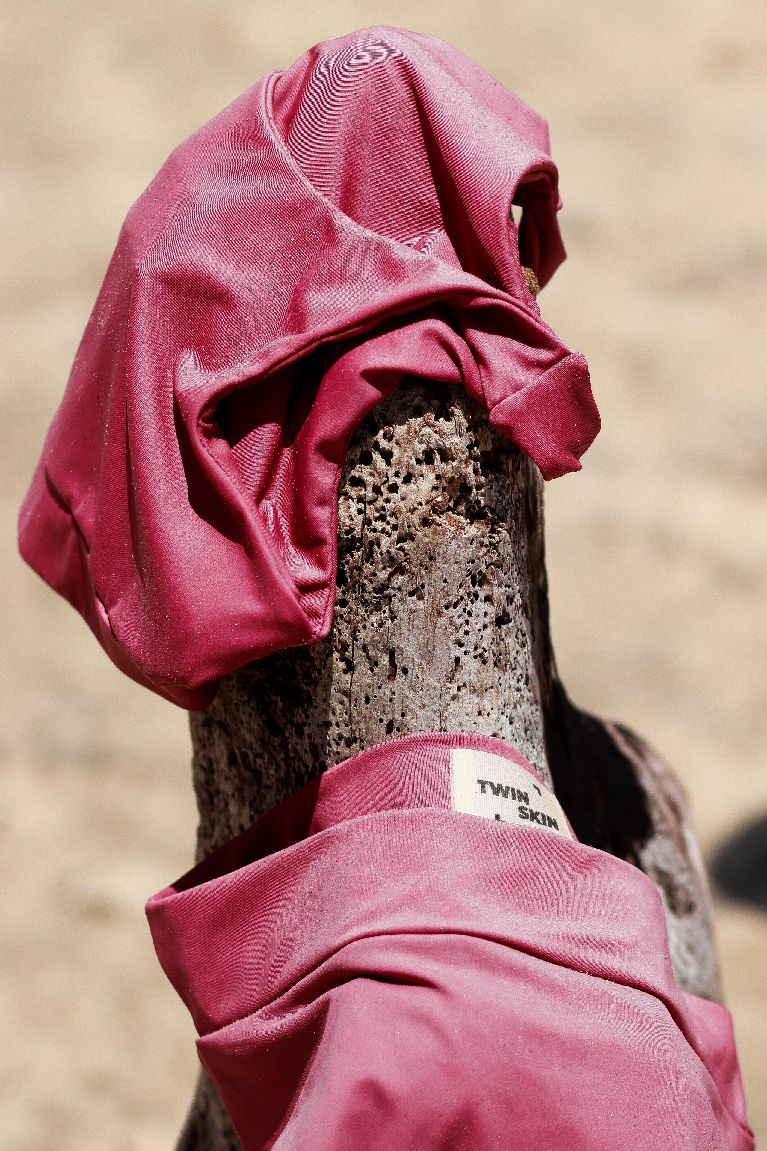 Коллекция купальников для серфинга. Фотограф на Шри-Ланке