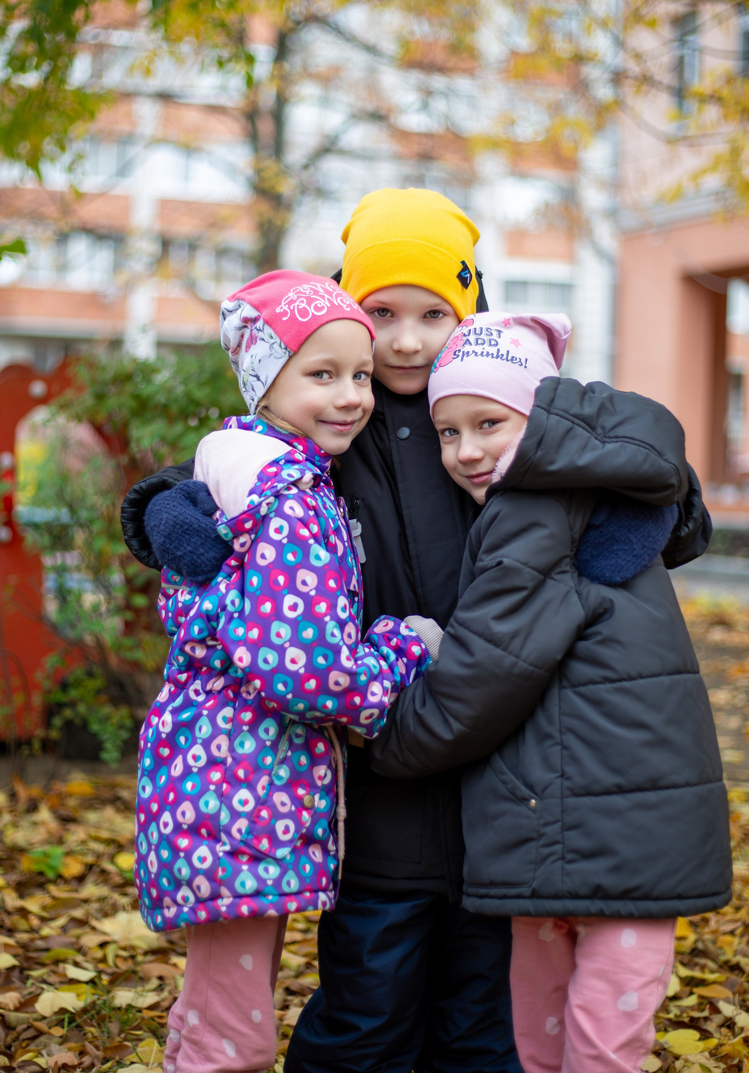 Детский сад на прогулке. Выпускные альбомы Воронеж " СОКОЛ фото»