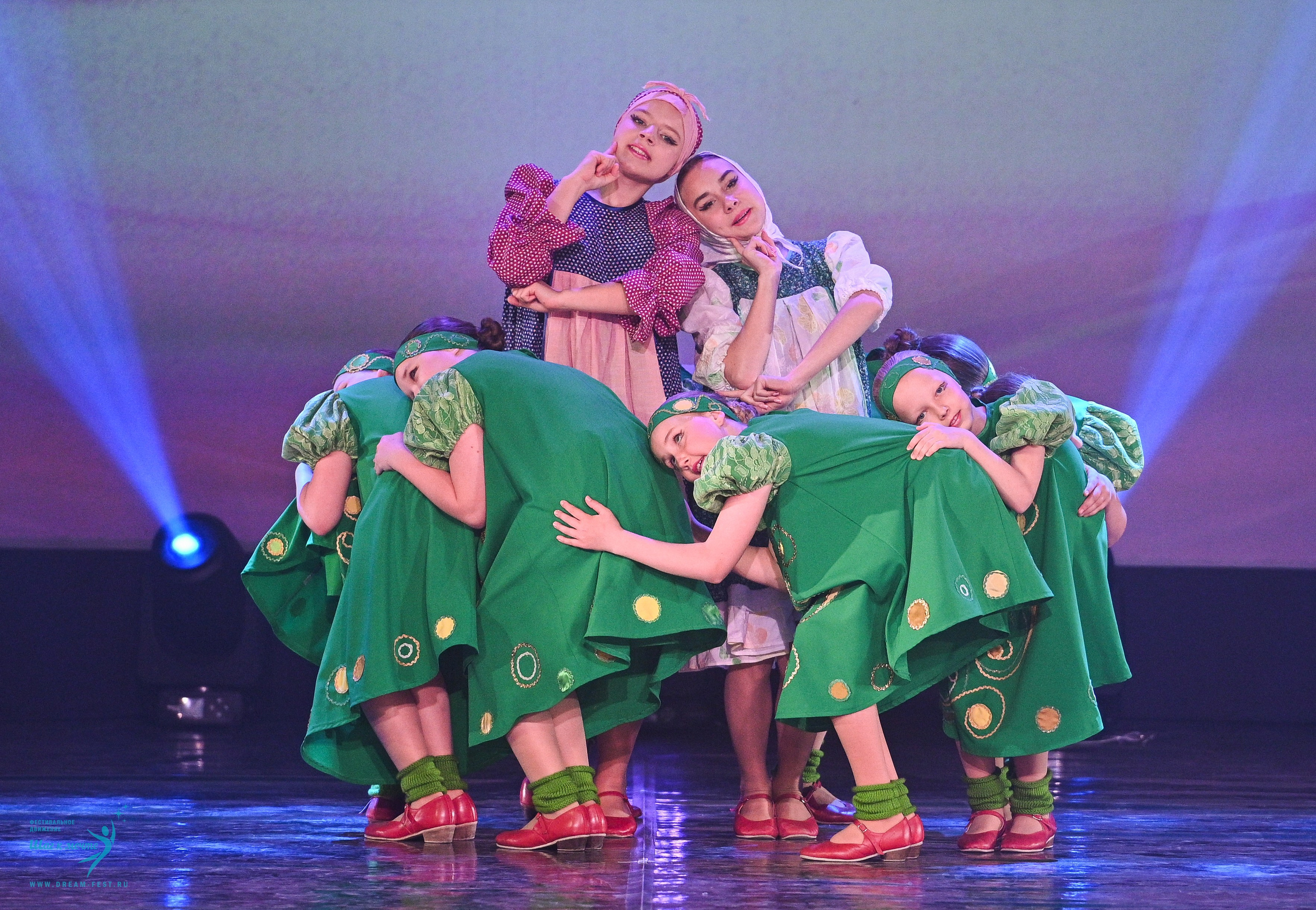 24.05.2025 «Мир под названием — Искусство танца» Фестивальное движение «Шаг к мечте» г. Кострома. Медиастудия Фото Концепт