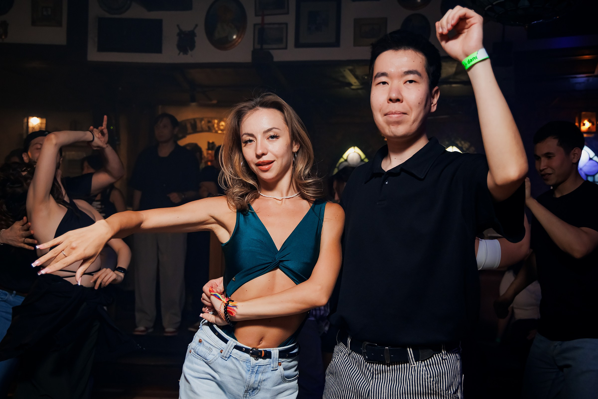 Bachata party-Tirol. Репортажный фотограф в Алматы Каюпов Сержан
