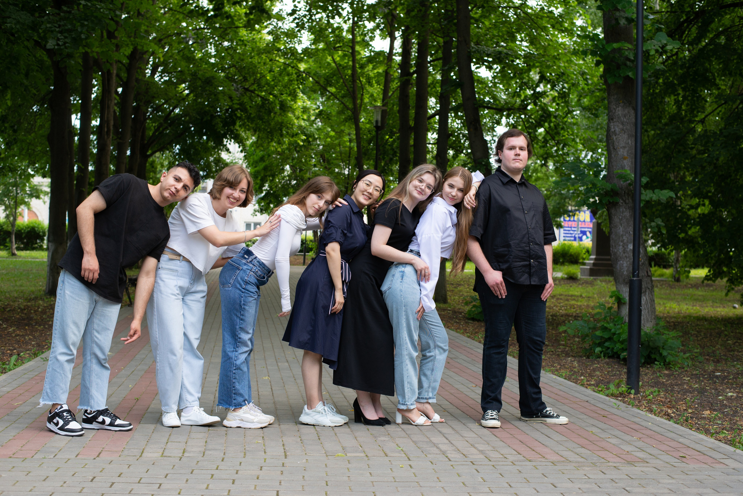 Последний звонок ин. яз. 2024. Портретный фотограф Марина Тамбовская