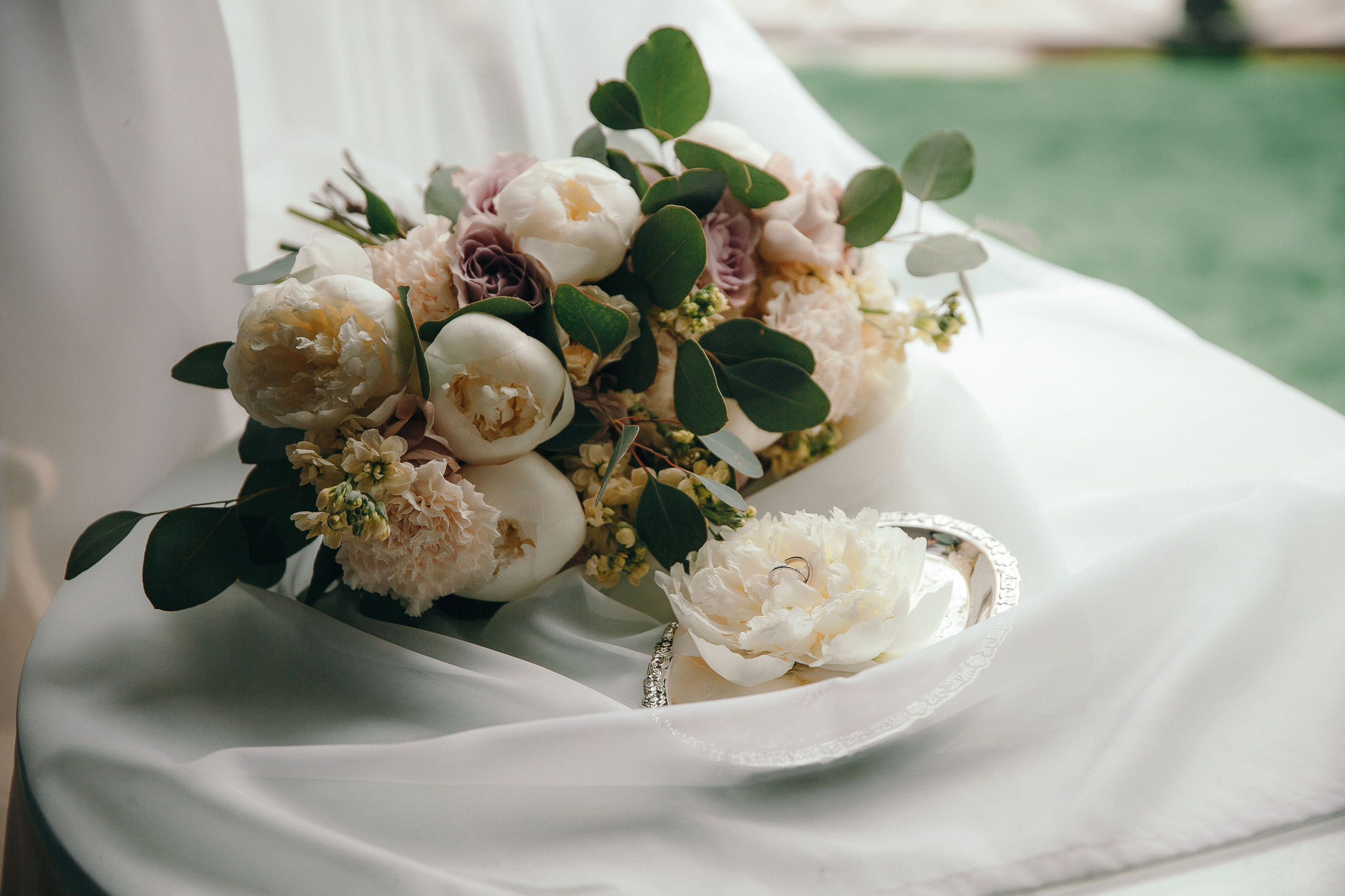 Свадебная фотосессия в резиденции Шеносо (Красногорск)