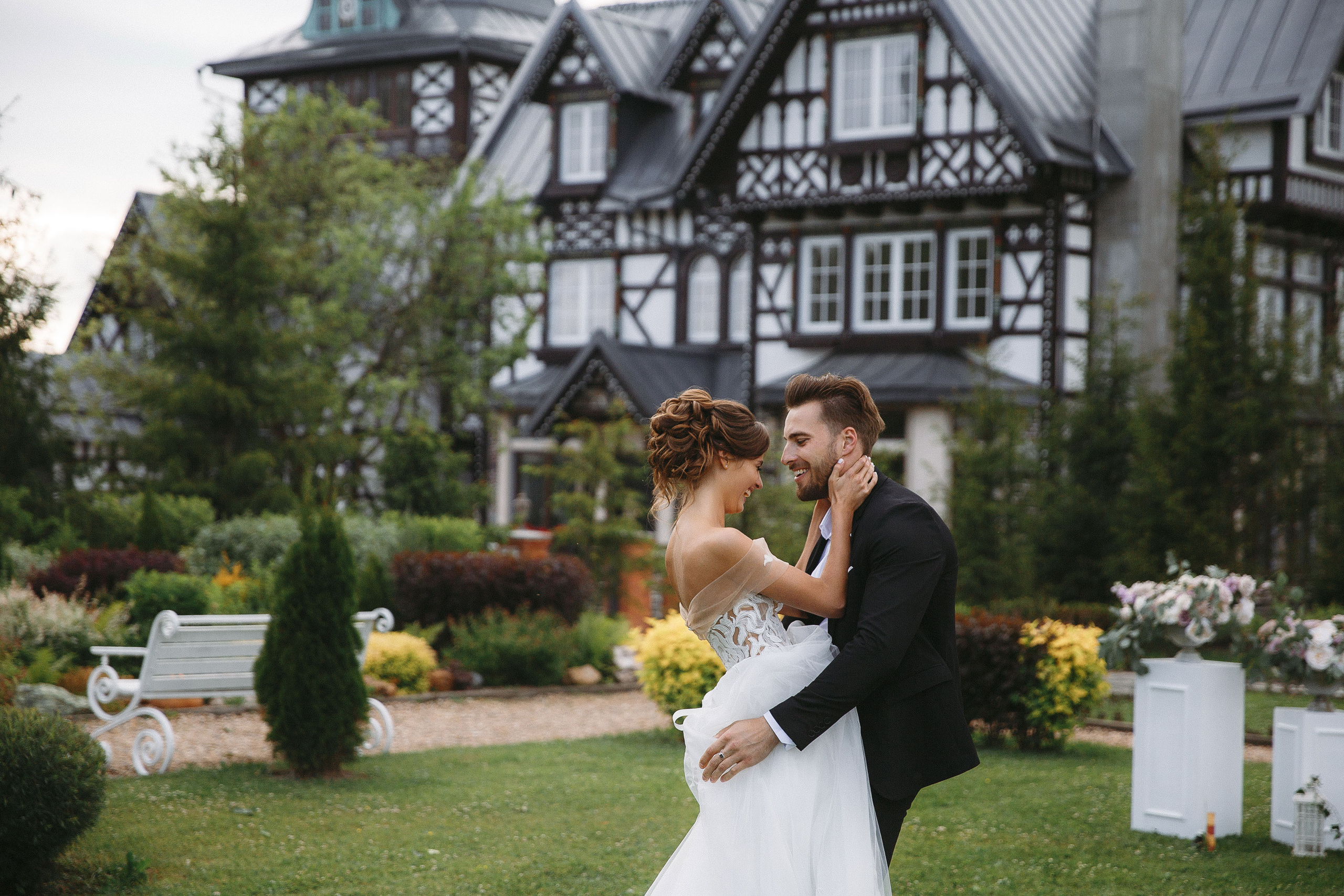 Свадебная фотосессия в резиденции Шеносо (Красногорск)