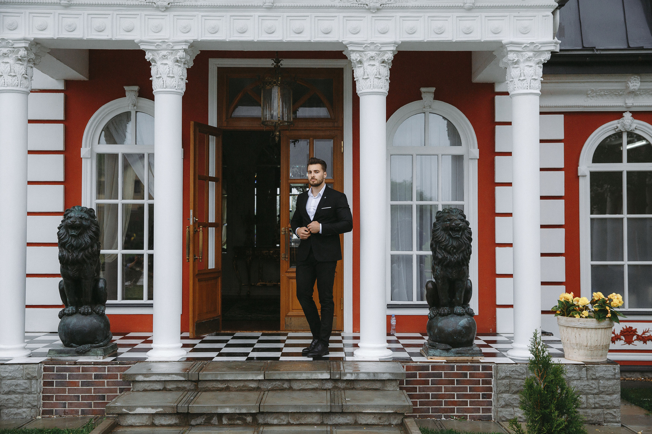 Свадебная фотосессия в резиденции Шеносо (Красногорск)