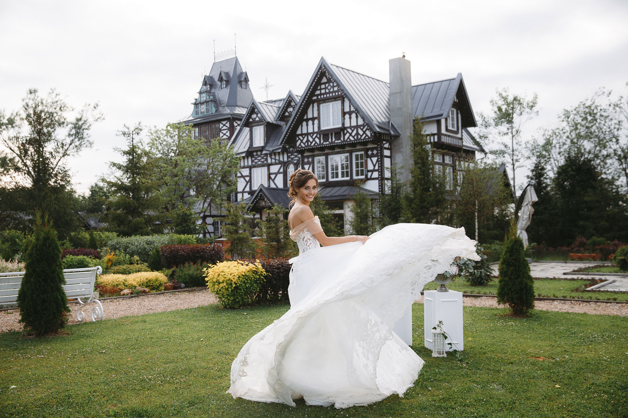 Свадебная фотосессия в резиденции Шеносо (Красногорск)