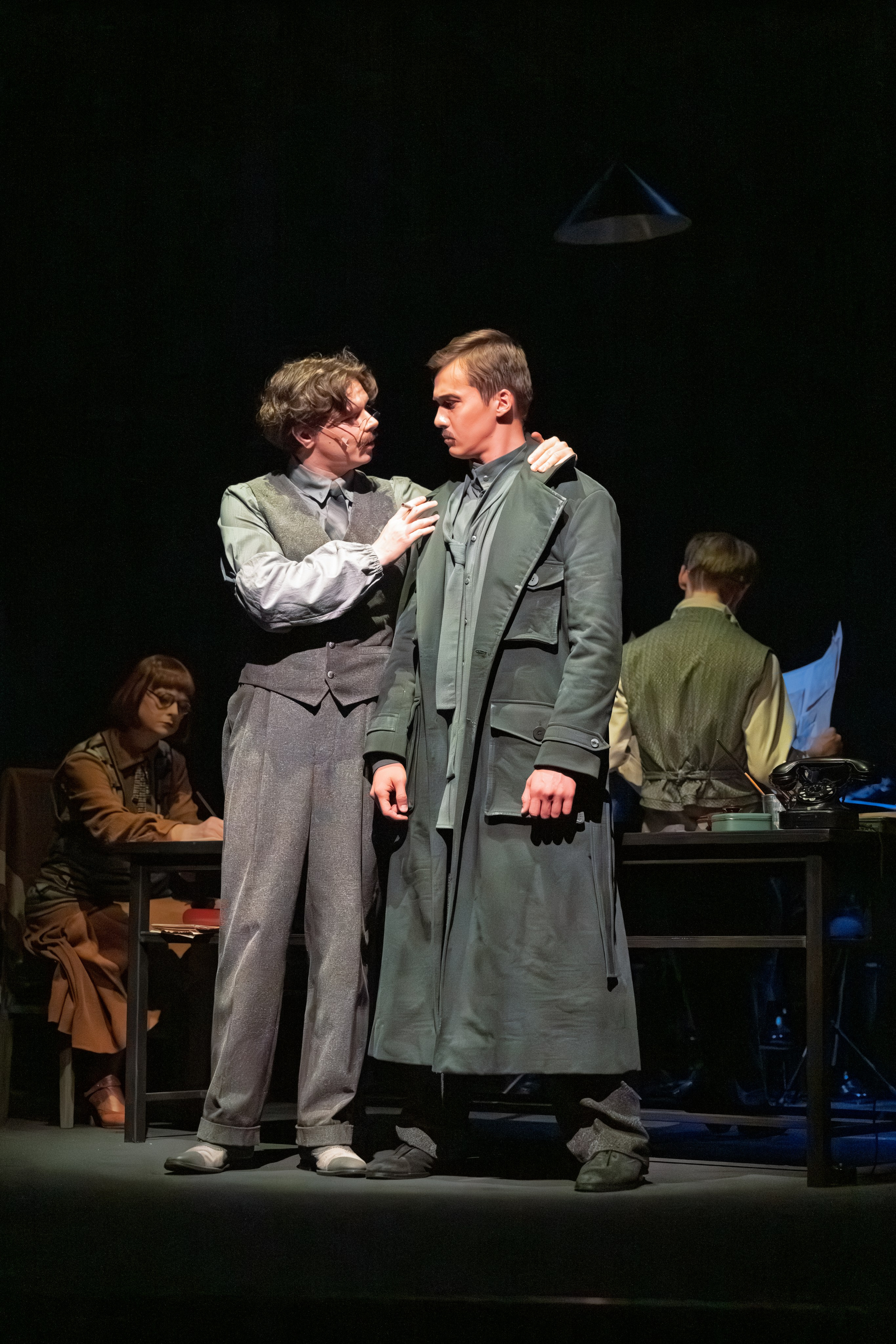 Театр Терезы Дуровой: Кто Есенин?. Сайт фотографа Сергея Абрамова