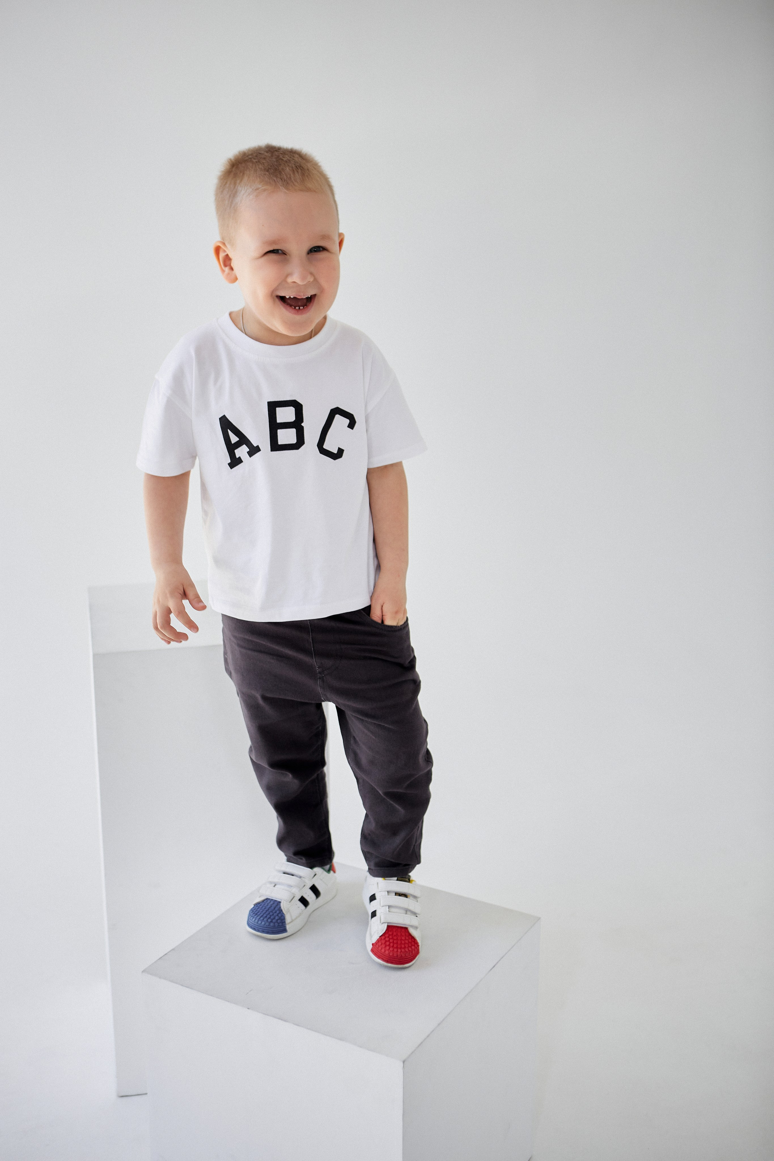 Стефан, 5 лет, рост 118 см. Efimova Model Agency