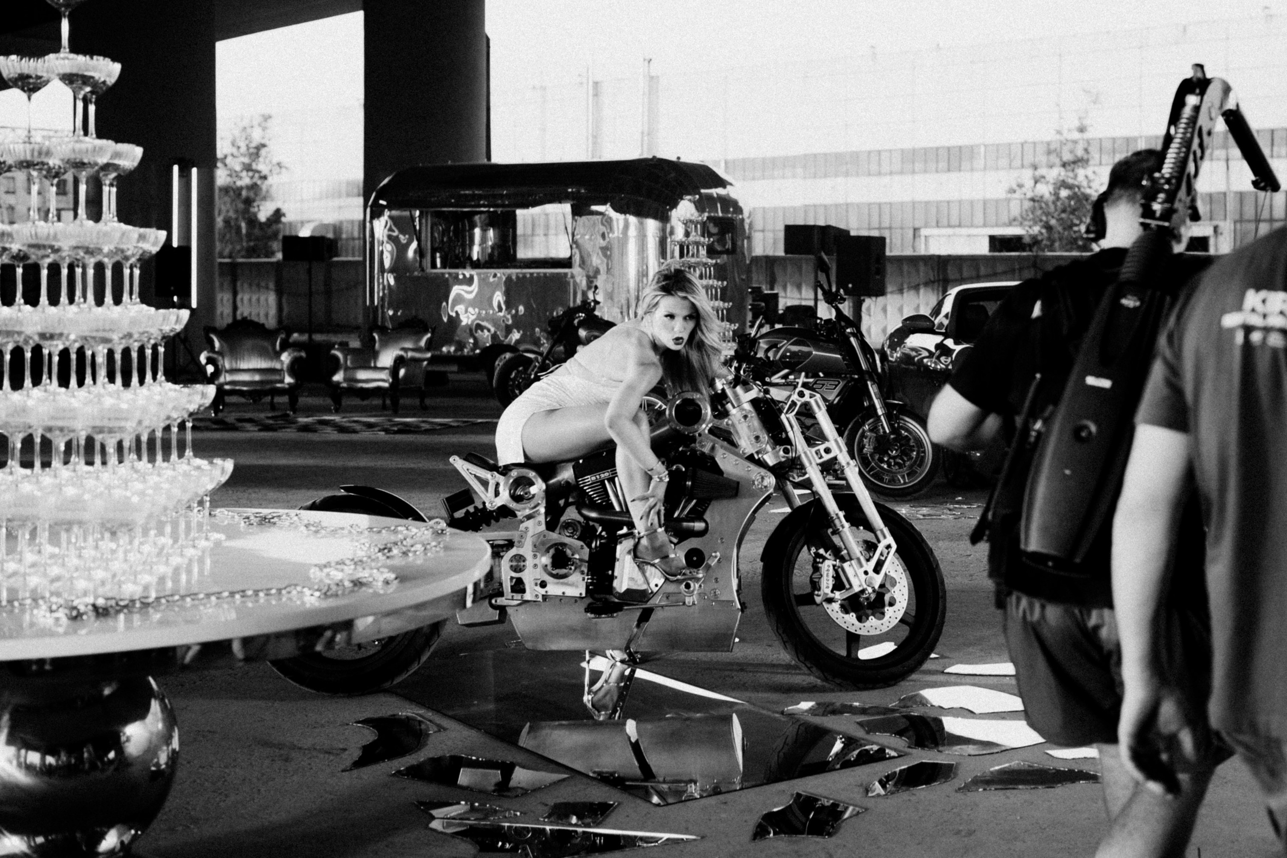 BACKSTAGE Люся Чеботина «За бывшего». Бэкстейдж и репортажный фотограф в Москве Артем Онацко