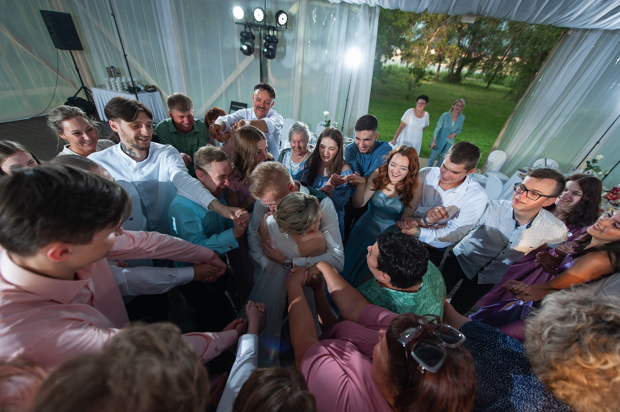 Омская Аврора. Свадебный и семейный фотограф в Омске Мормулев Михаил